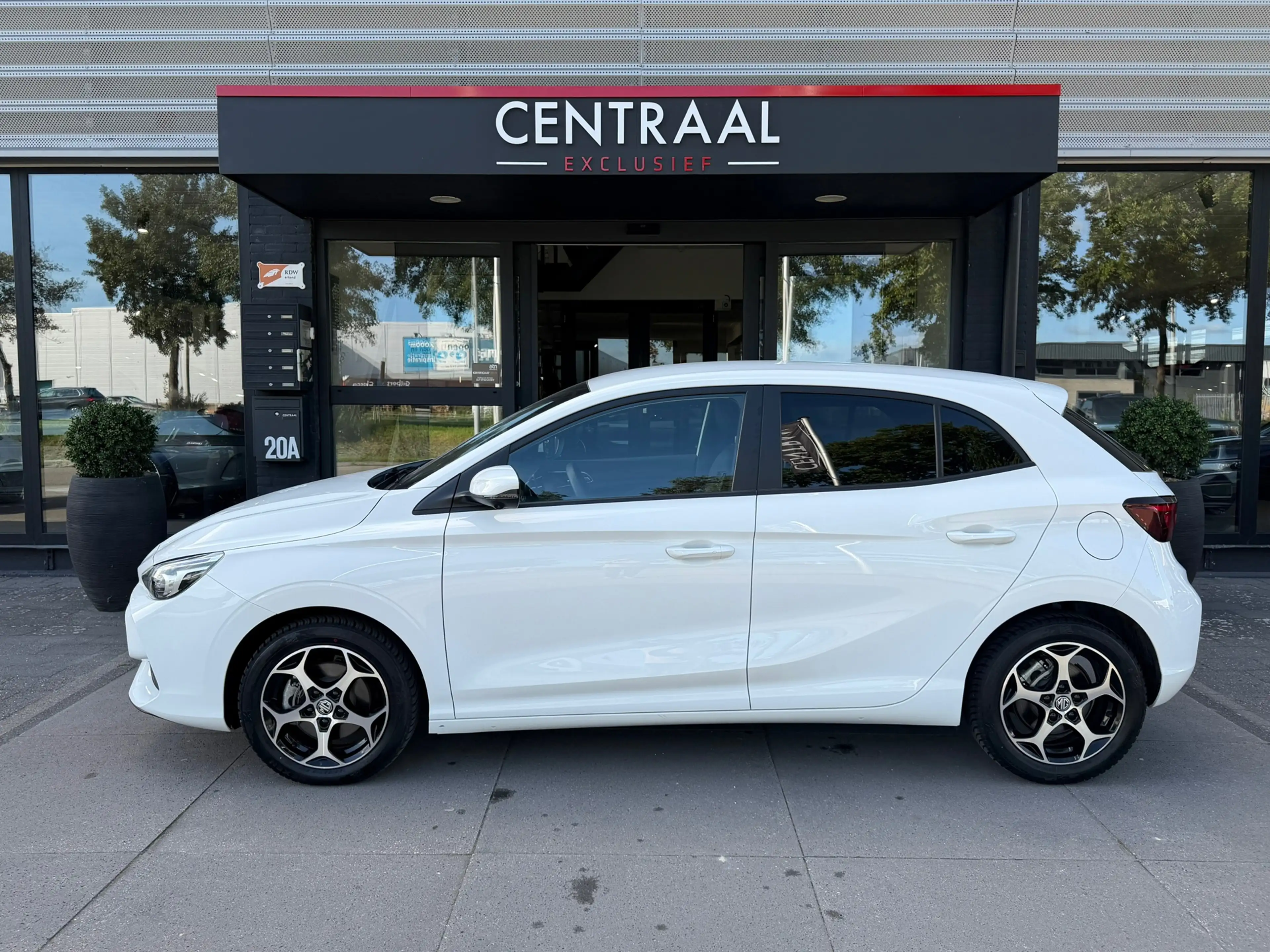 MG MG3 Hybrid+ 1.5 Hybrid+ Luxury ACC|Carplay|Keyless|360 — photo 11