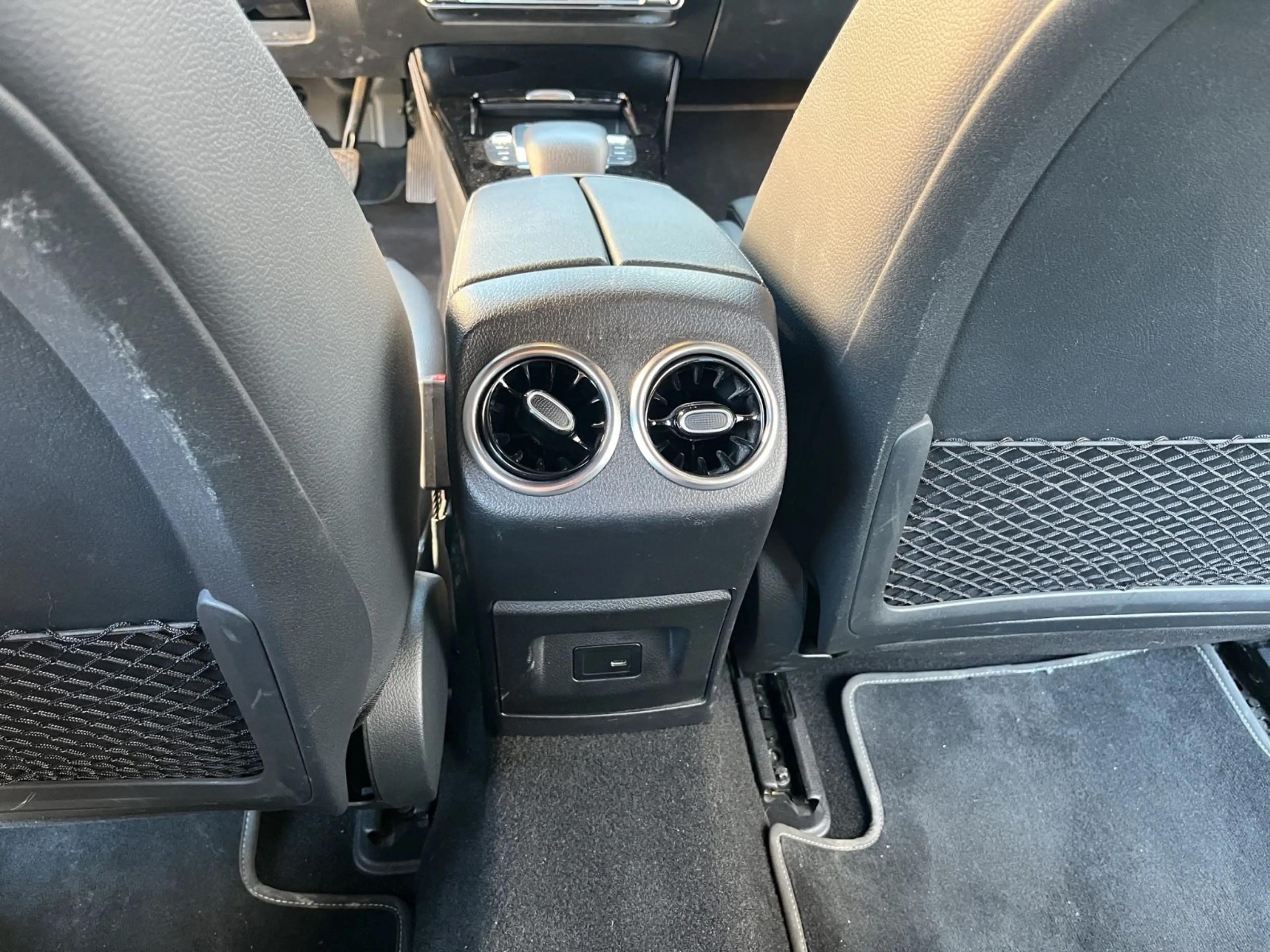Mercedes-Benz CLA 180 Leder/Wide/AHK/SHZ/Kam+2xPDC/Ambient — photo 15