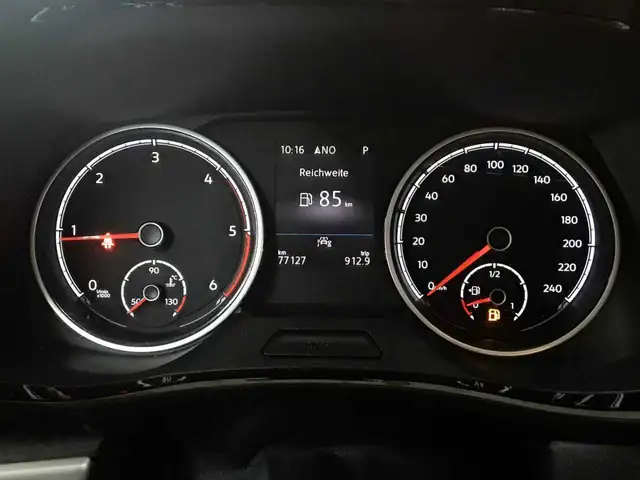 Volkswagen Unknown Model view 15