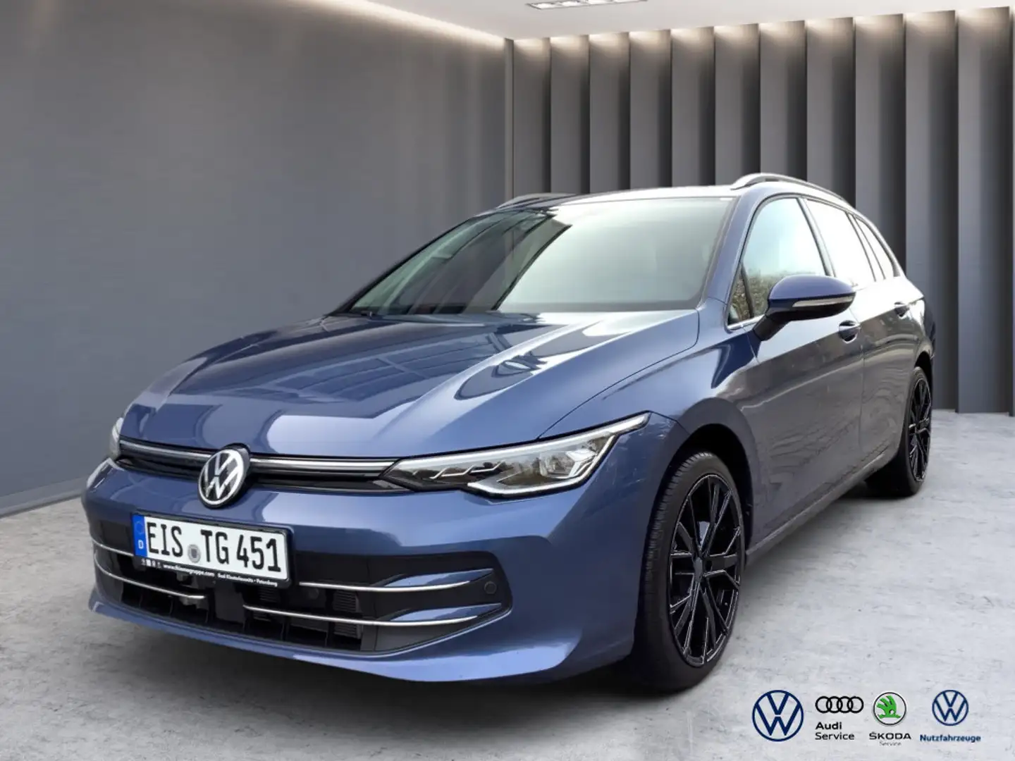 Volkswagen Golf VIII Variant 1.5 eTSI Style Blau - 1
