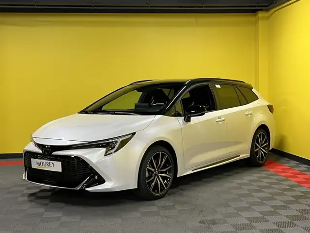 Toyota Corolla view 4