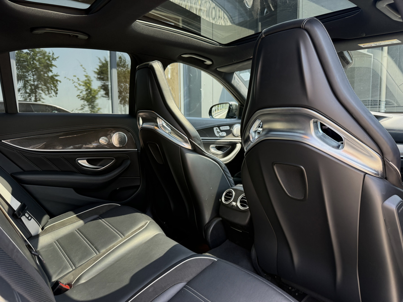 Mercedes-Benz E 63 AMG S 4MATIC+ Keramisch + Kuip Carbon — photo 41