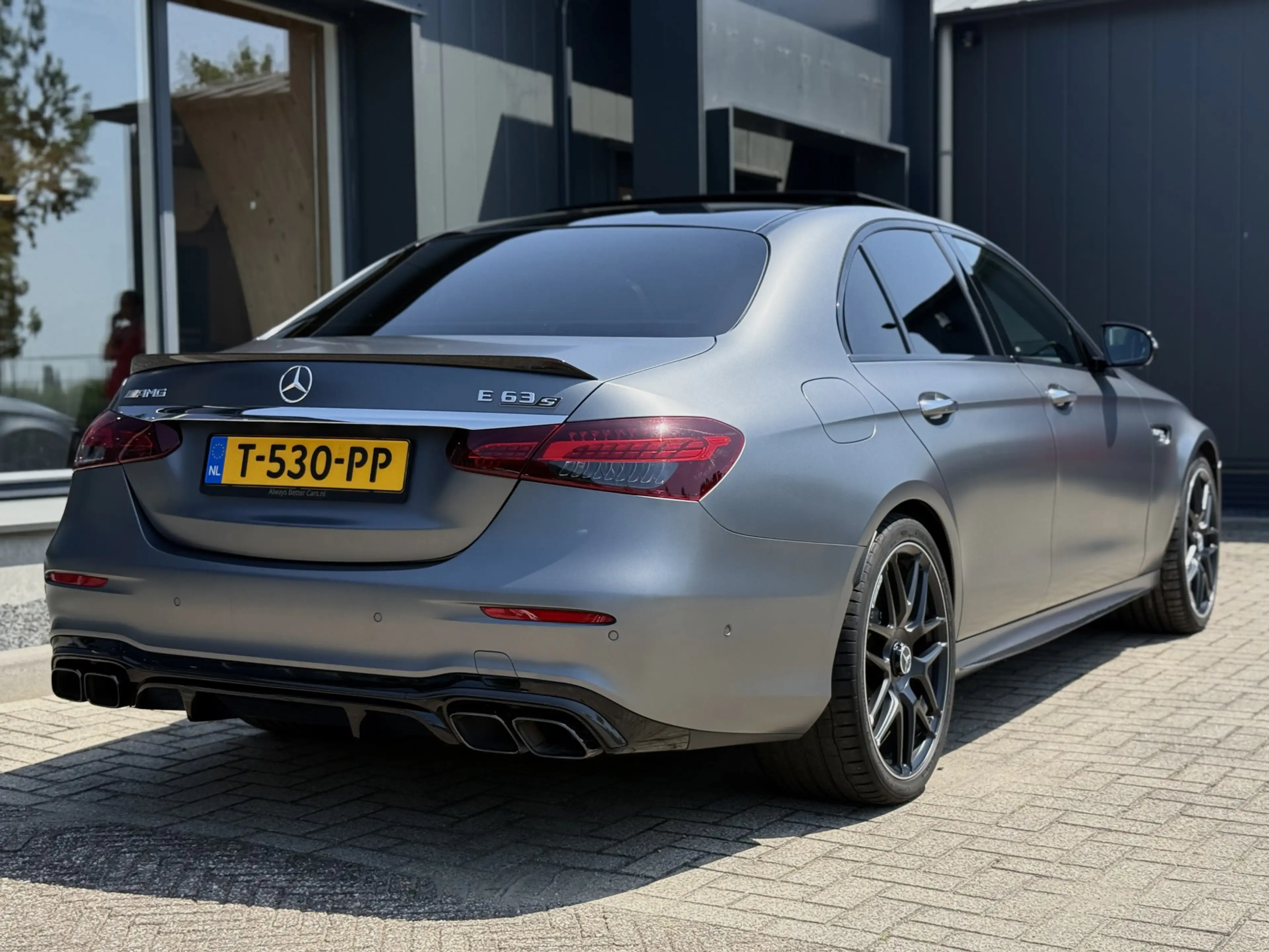 Mercedes-Benz E 63 AMG S 4MATIC+ Keramisch + Kuip Carbon — photo 4