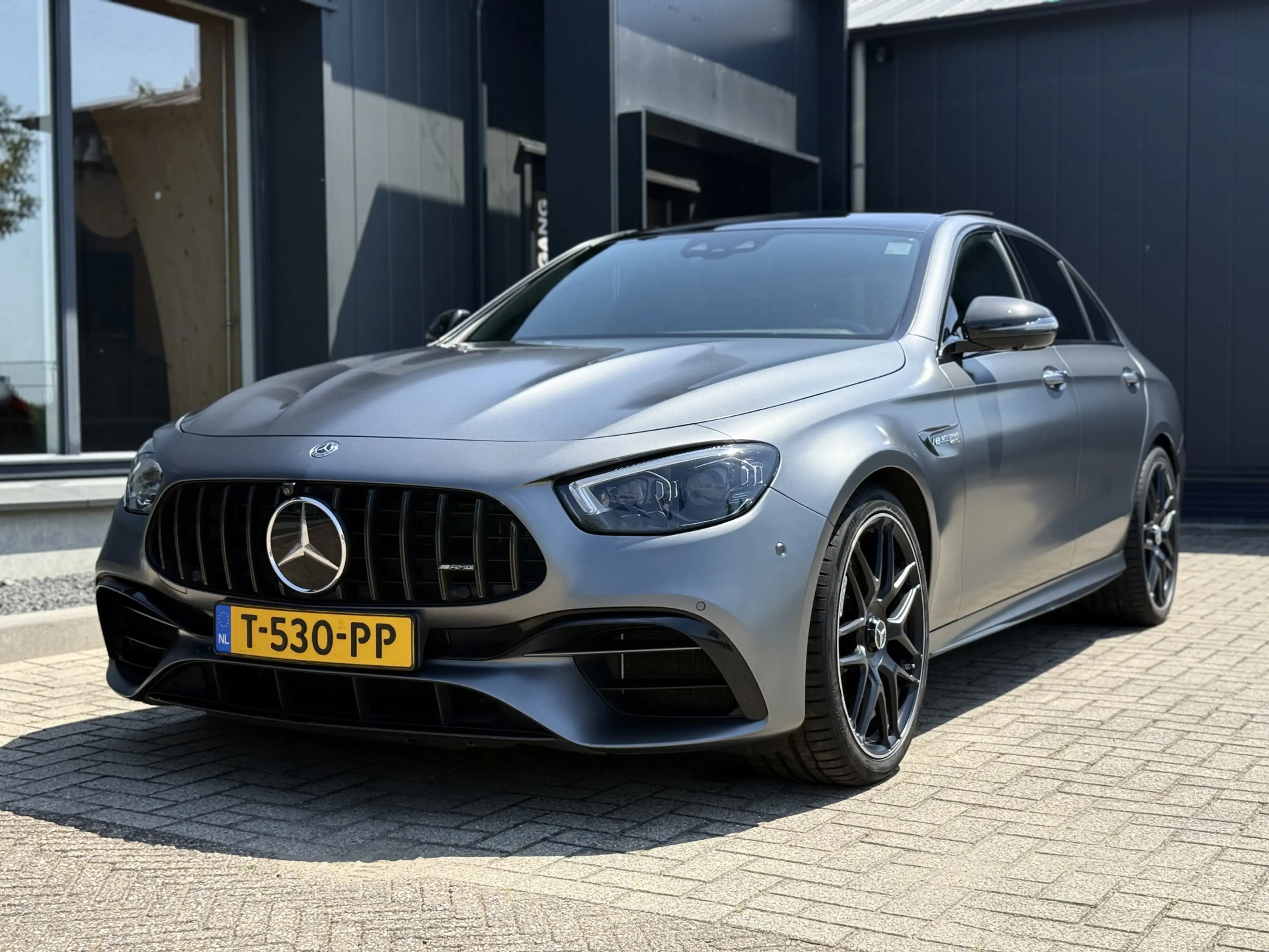 Mercedes-Benz E 63 AMG S 4MATIC+ Keramisch + Kuip Carbon — photo 7