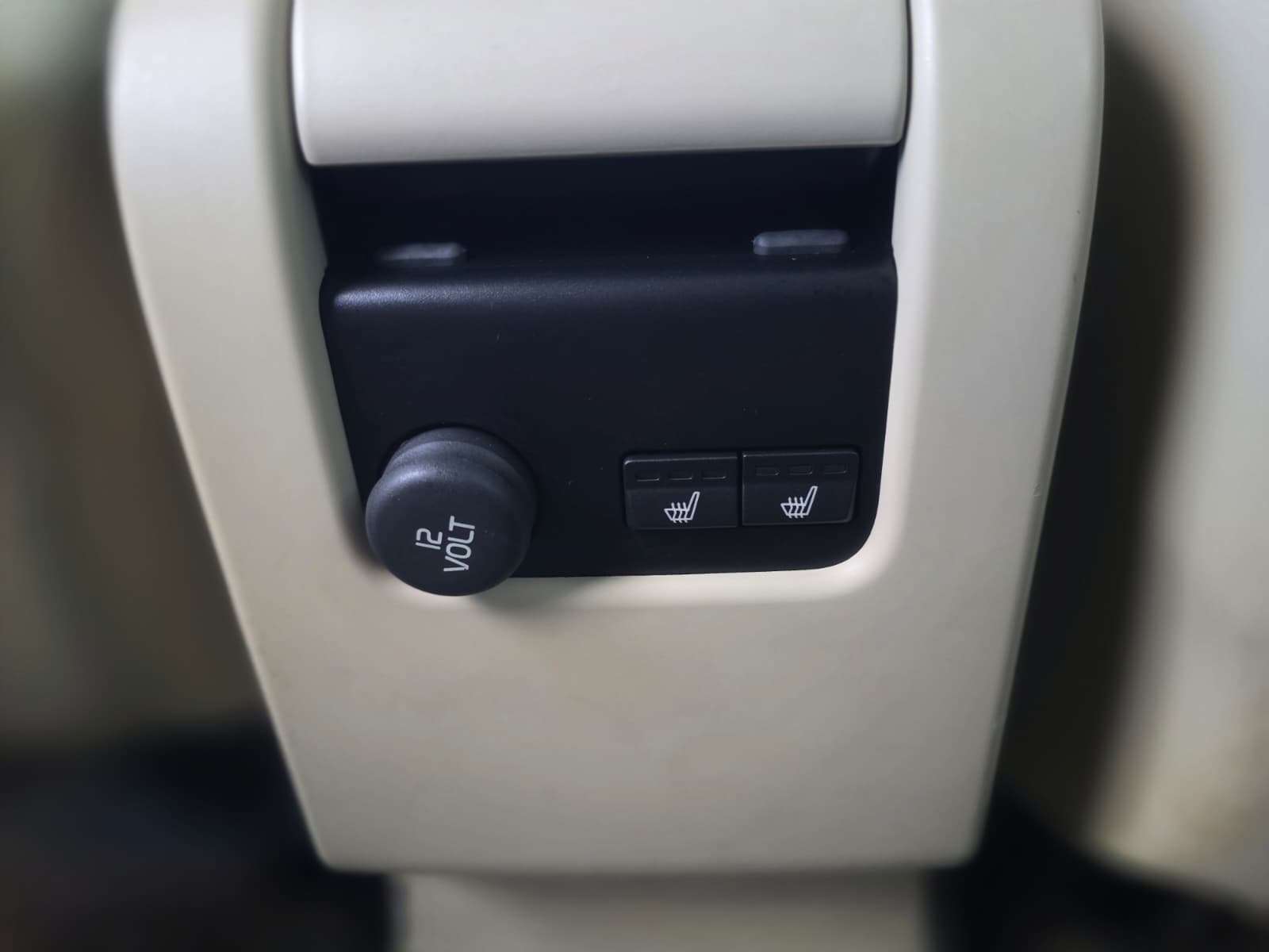 2015 Volvo XC60 Good Condition/Premier Plus/Turbocharged/AWD thumb 26
