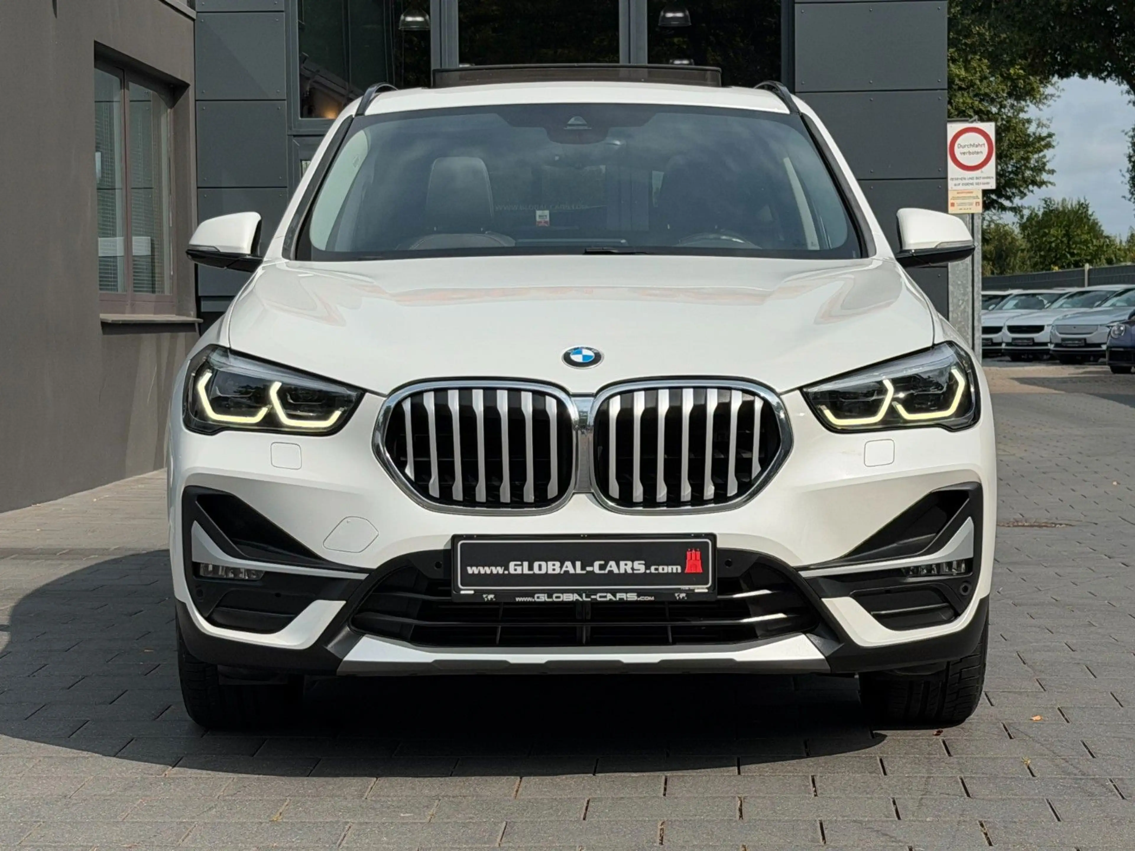 BMW X1 sDRIVE 20d X-LINE*PANO*ACC*HUD* — photo 14