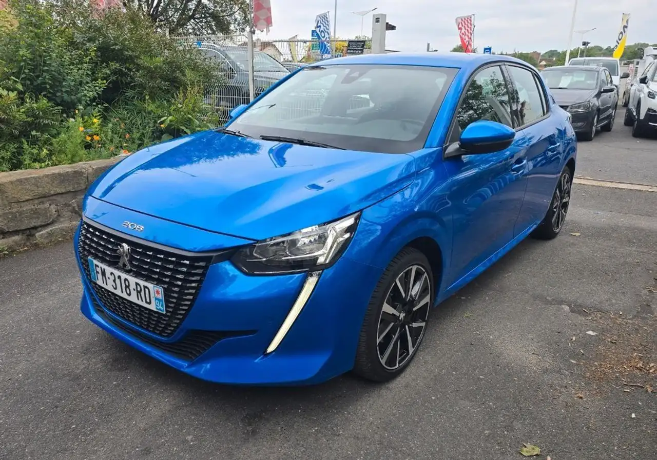 Peugeot 208 1.2l Ess 100 Allur 67 000km GARANTIE