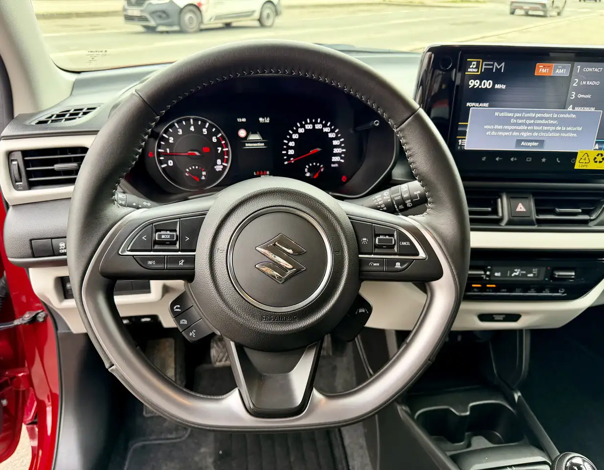 Suzuki Swift 2025 — фото 10