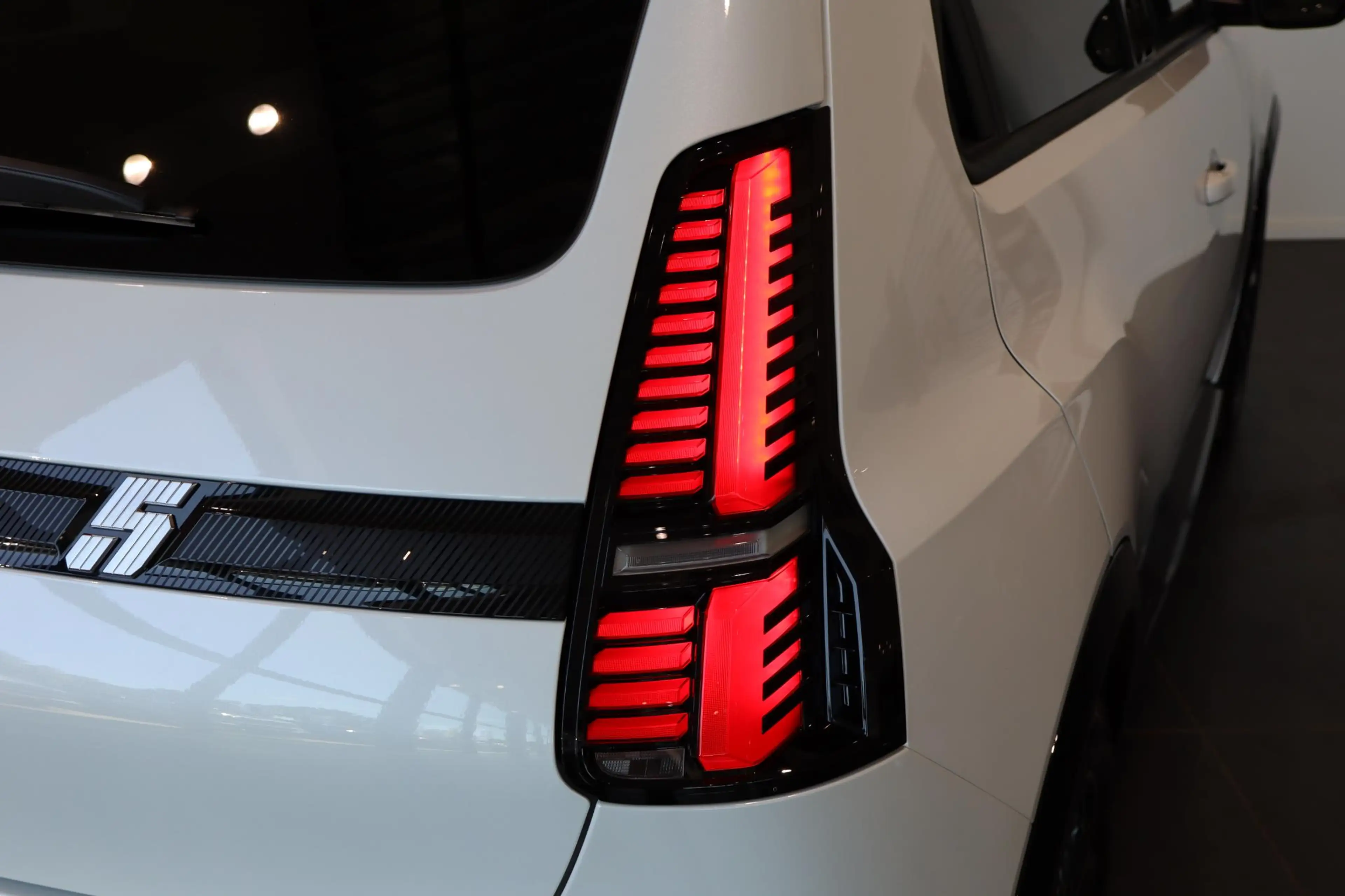 Renault R 5 E-TECH ELECTRIC comfort range iconic cinq 52 kWh | — photo 6