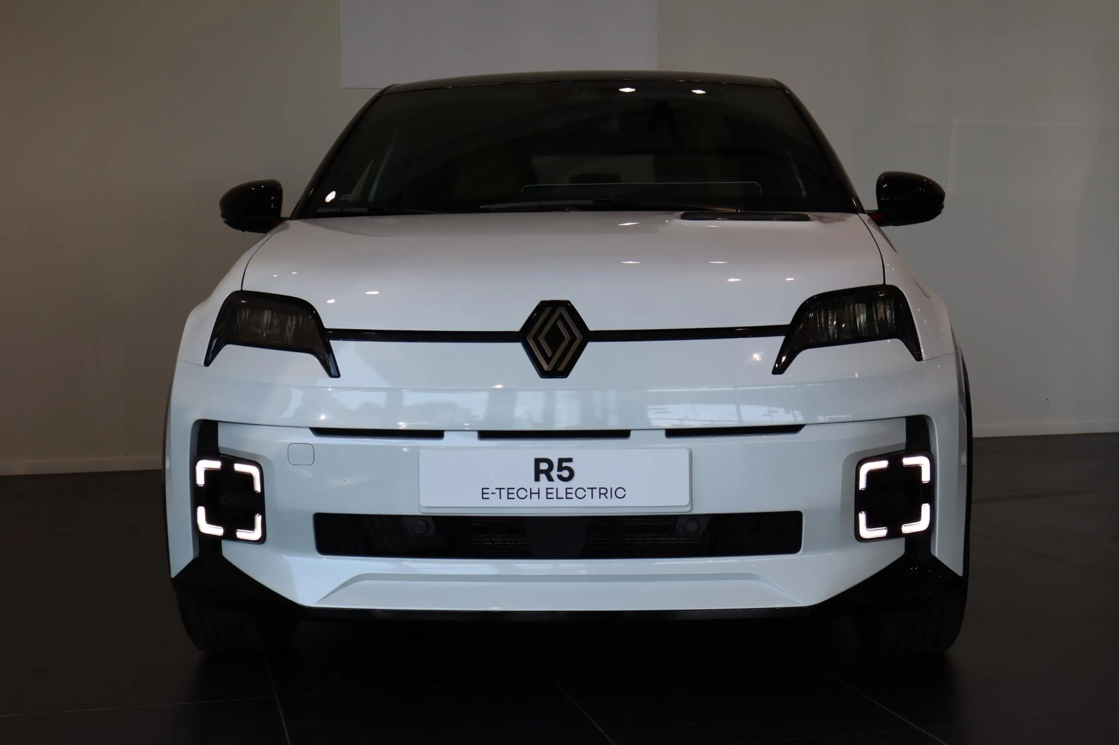 Renault R 5 E-TECH ELECTRIC comfort range iconic cinq 52 kWh | — photo 7