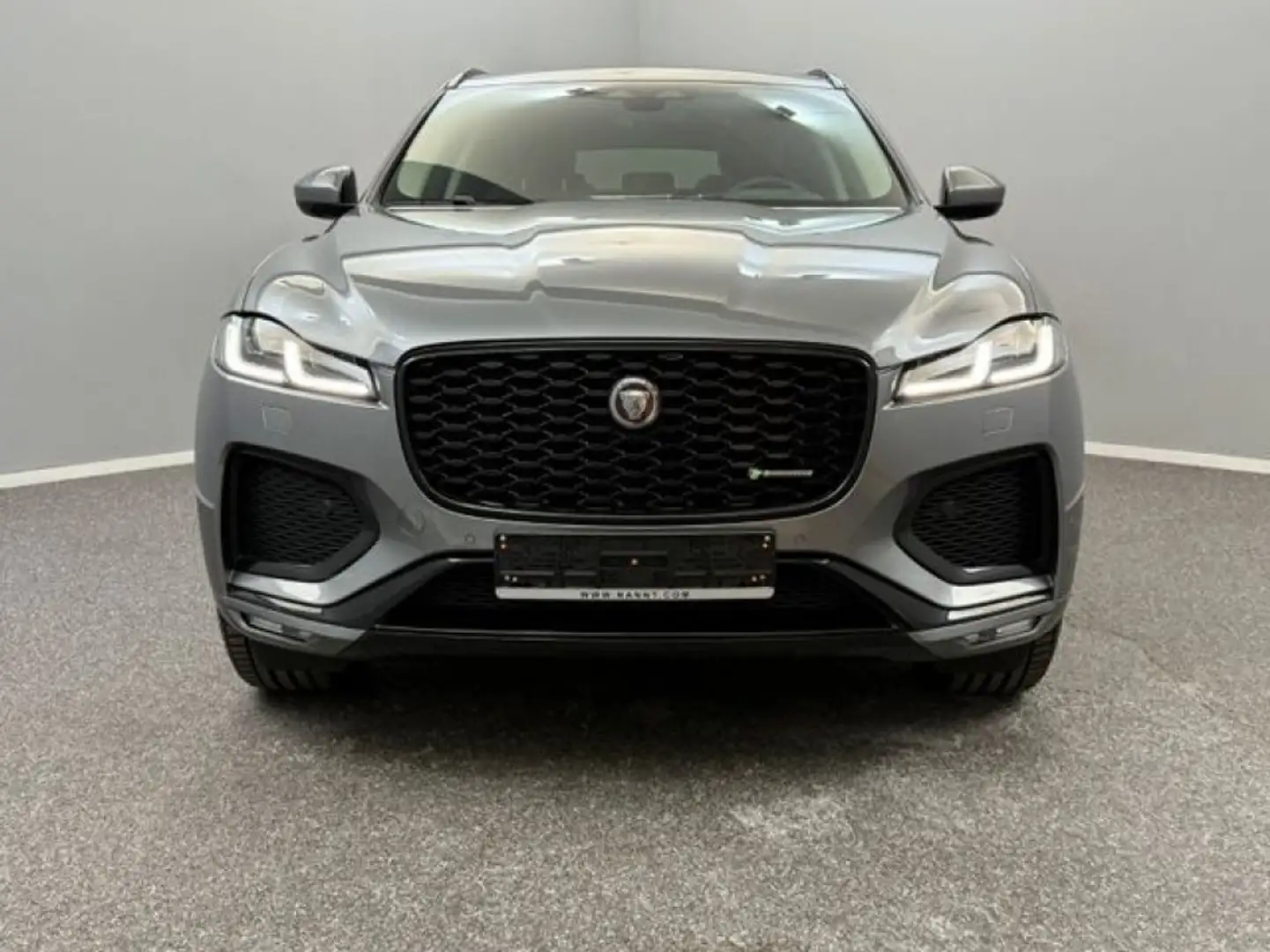 Jaguar F-Pace 3.0 l6 MHEV R-Dynamic S Aut. AWD 400 Gris - 2