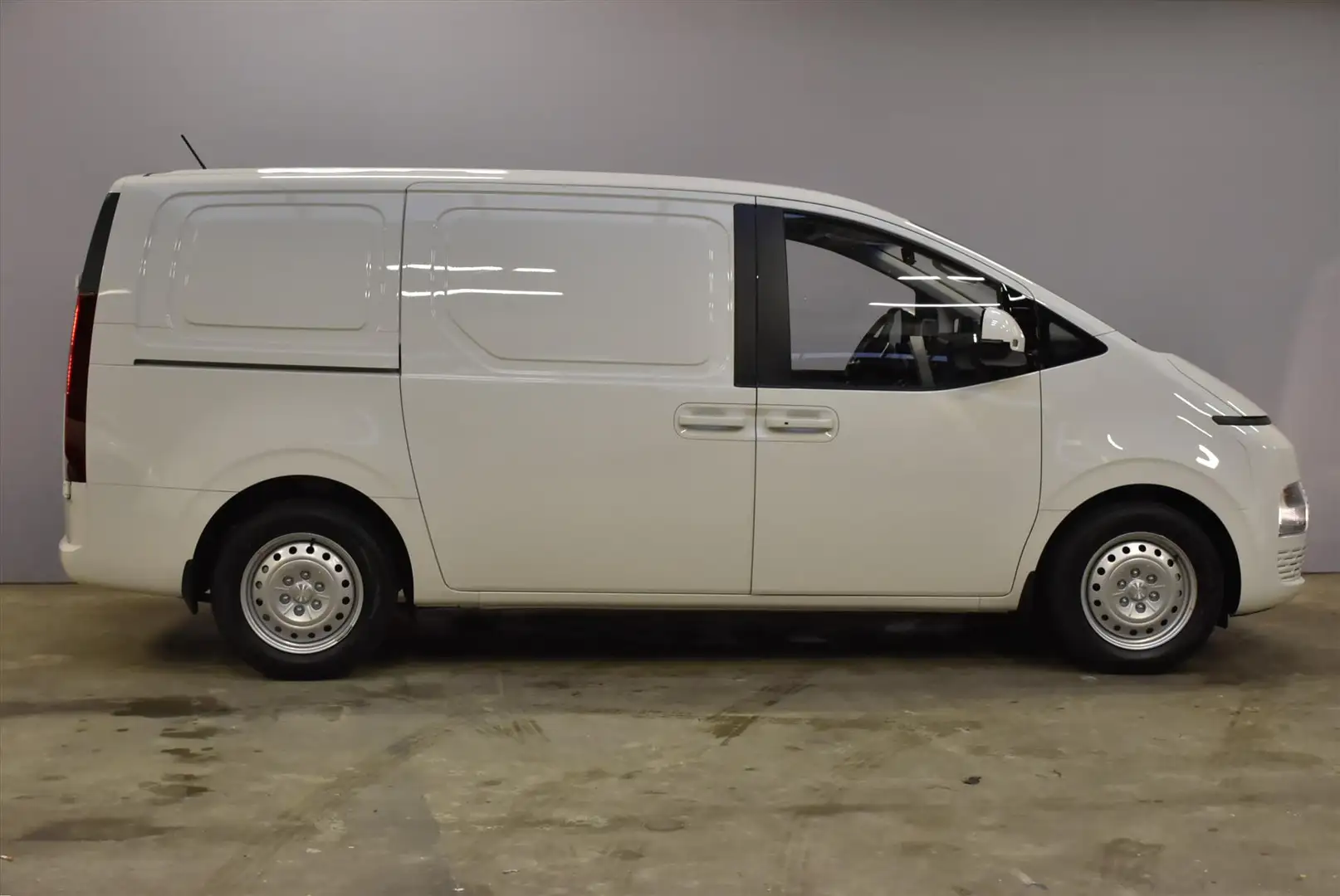 Hyundai STARIA VAN Gesloten bestel 3P 1.6 T-GDI Hybrid Automaat Alb - 2