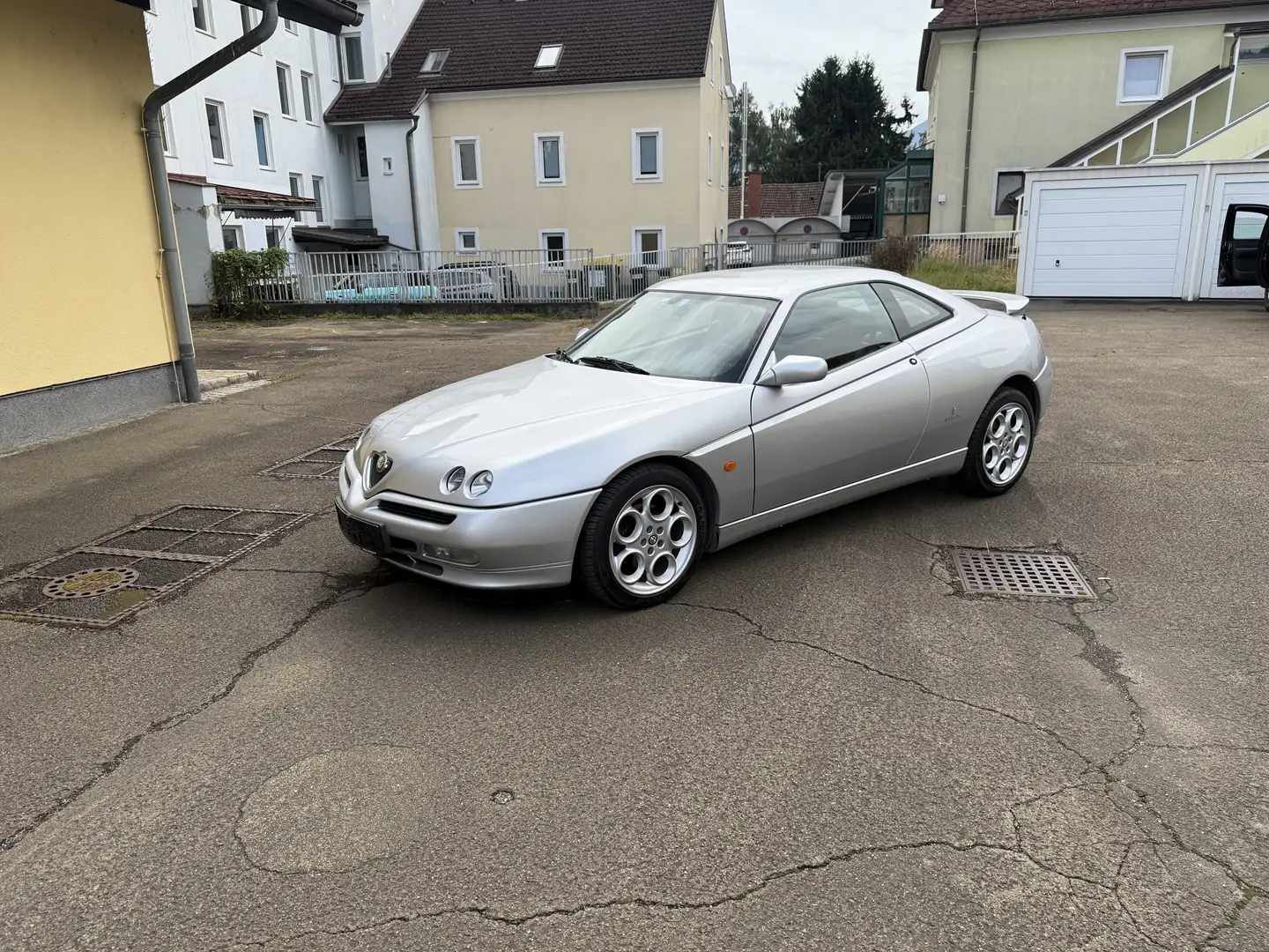 Alfa Romeo GTV 2,0 Twin Spark 16V - 1