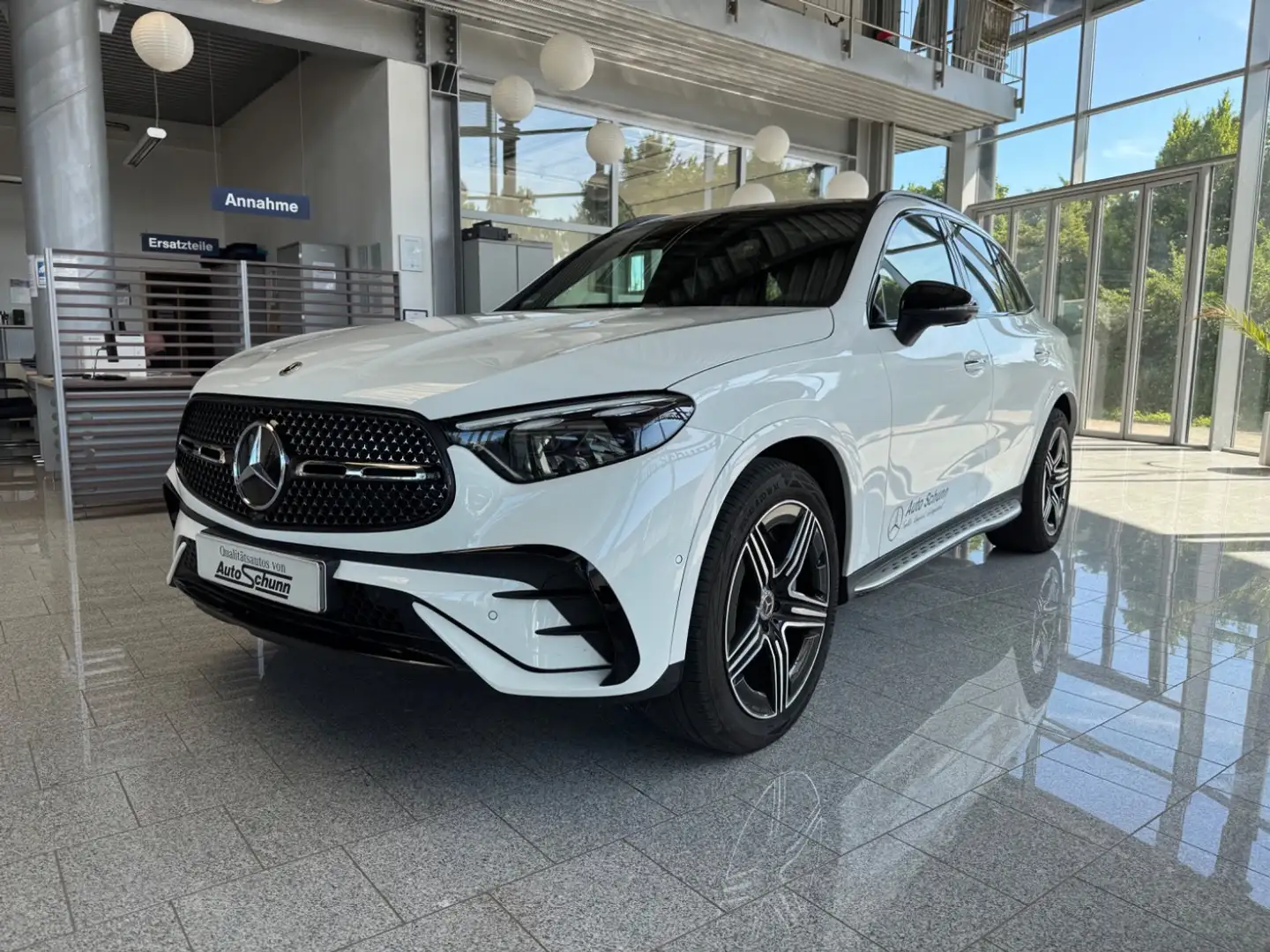 Mercedes-Benz GLC 200 4Matic AMG +MBUX+AHK+PANO+NIGHT+360° Blanc - 1