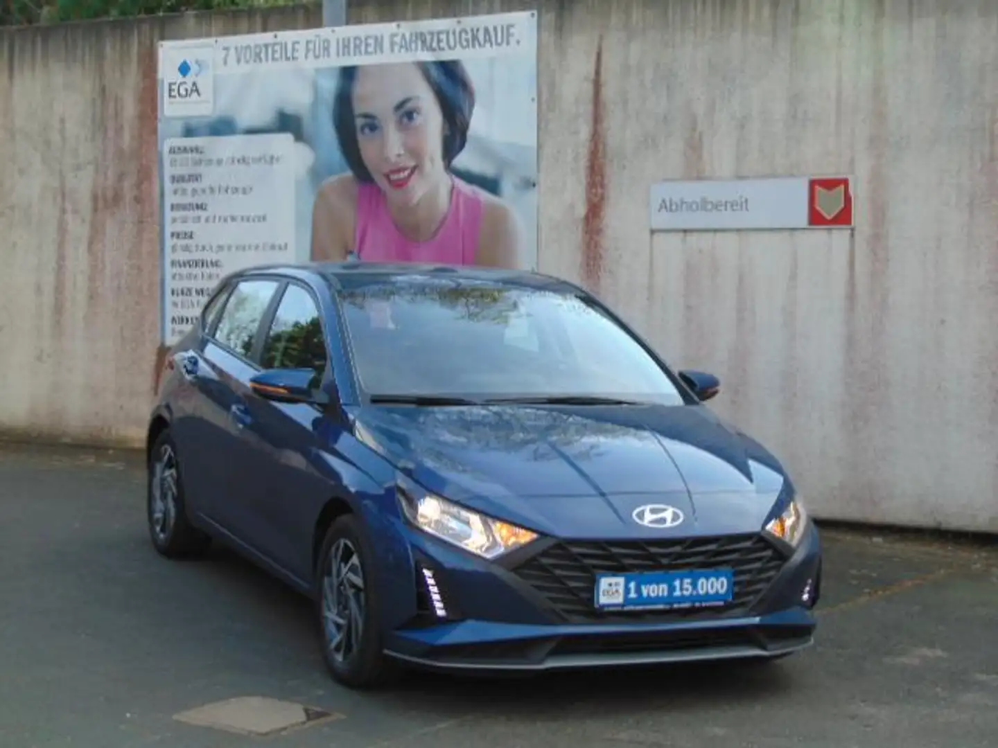 Hyundai i20 1.2 Klima - R.Kam+PDC - Sitz+Lenkradhzg - eCall Blau - 1