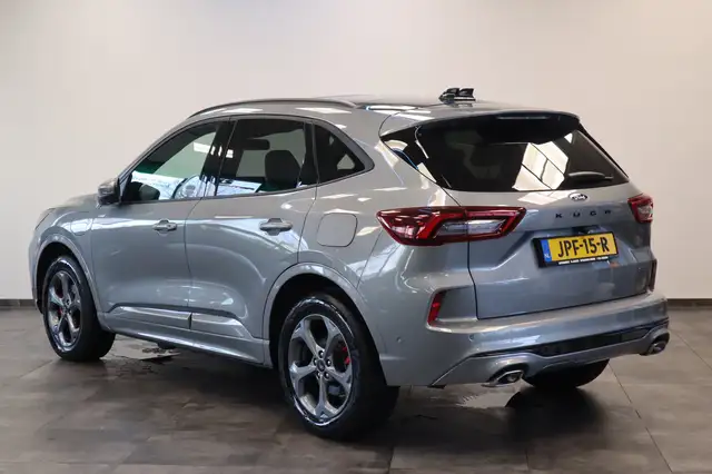 Ford Kuga view 3