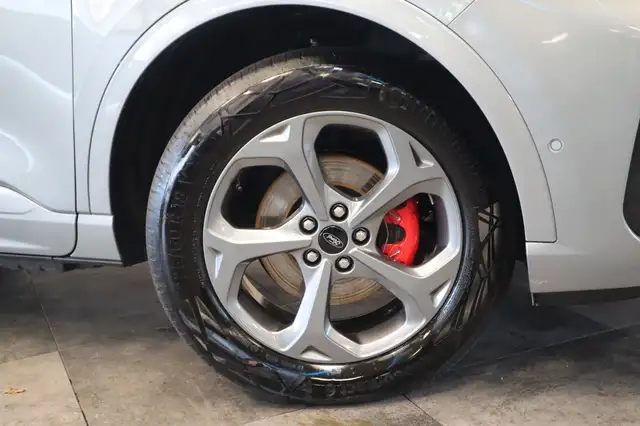 Ford Kuga view 6