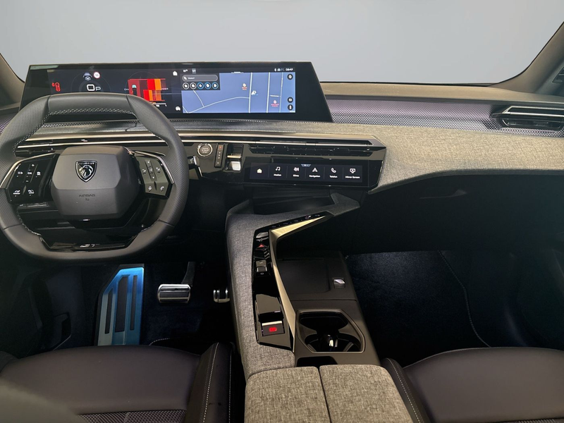 Peugeot 5008 GT Panoramaglasdach, elektr. Heckklappe — photo 15