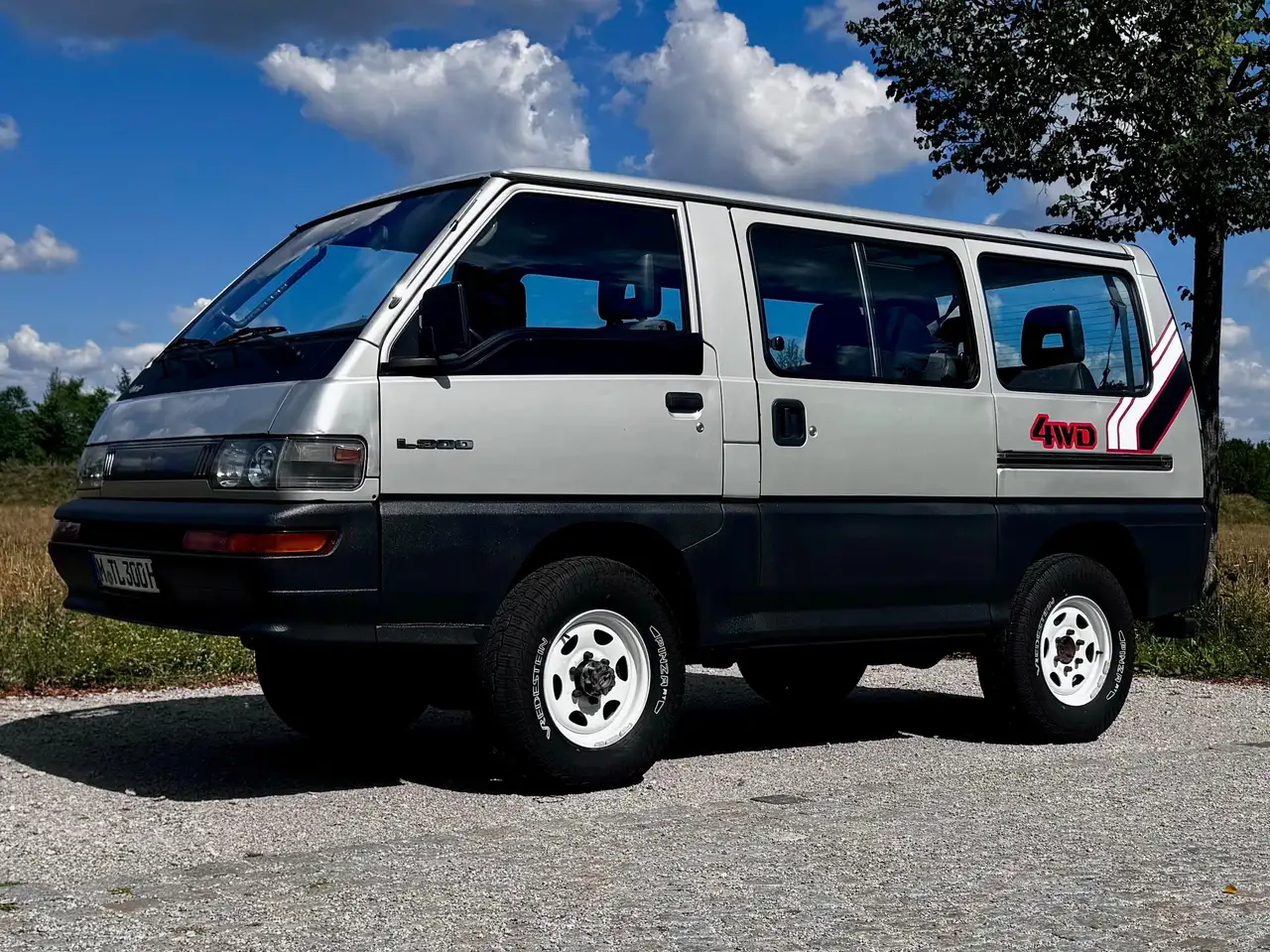 Mitsubishi L300 L 300 4X4, foto 2