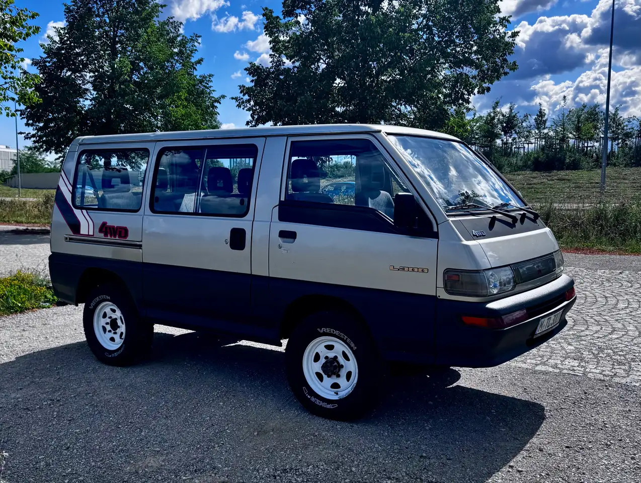 Mitsubishi L300 L 300 4X4, foto 4