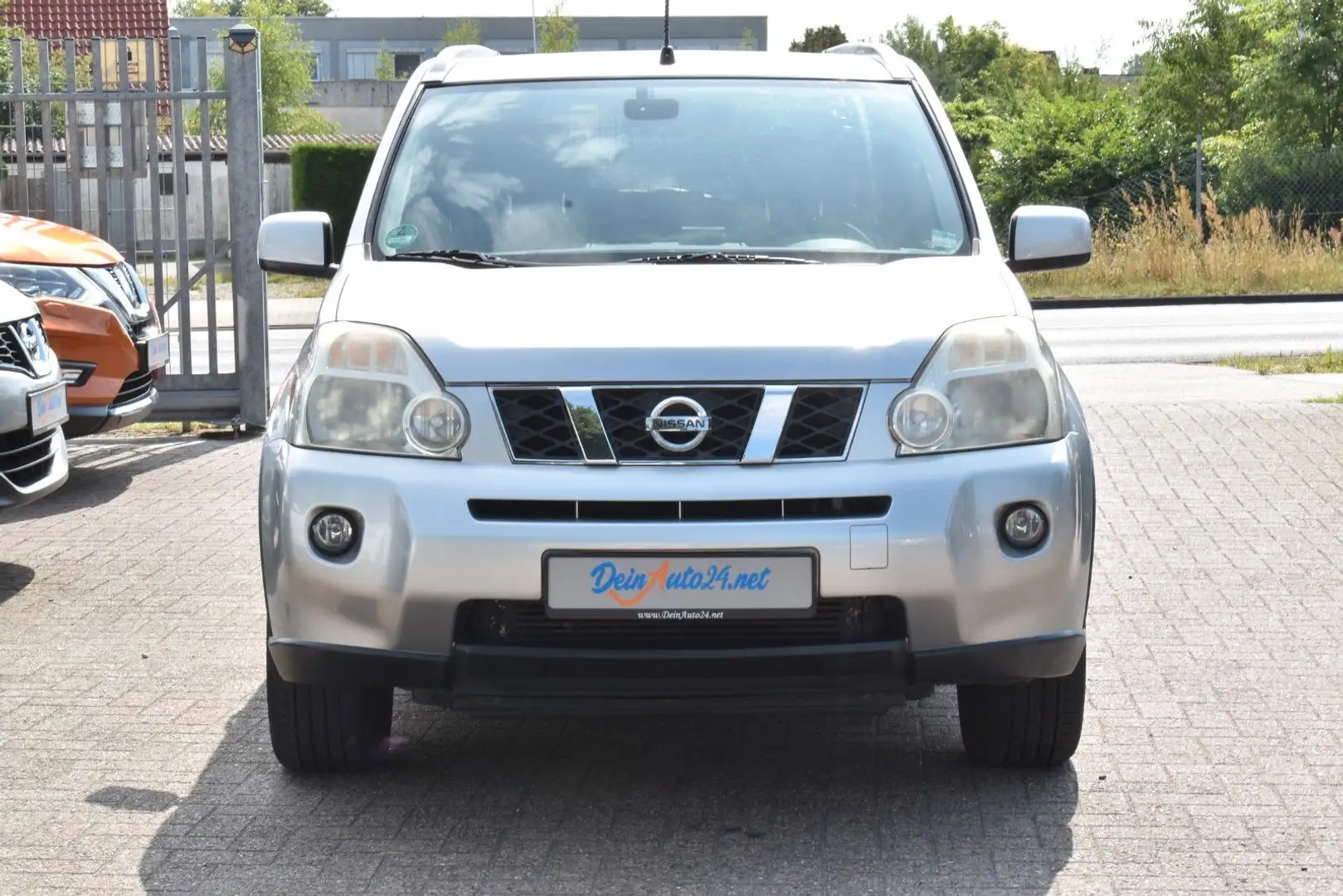 Nissan X-Trail SE 4X4 2.Hand|Panorama|AHK|Klimaaut.|TÜV Argent - 2