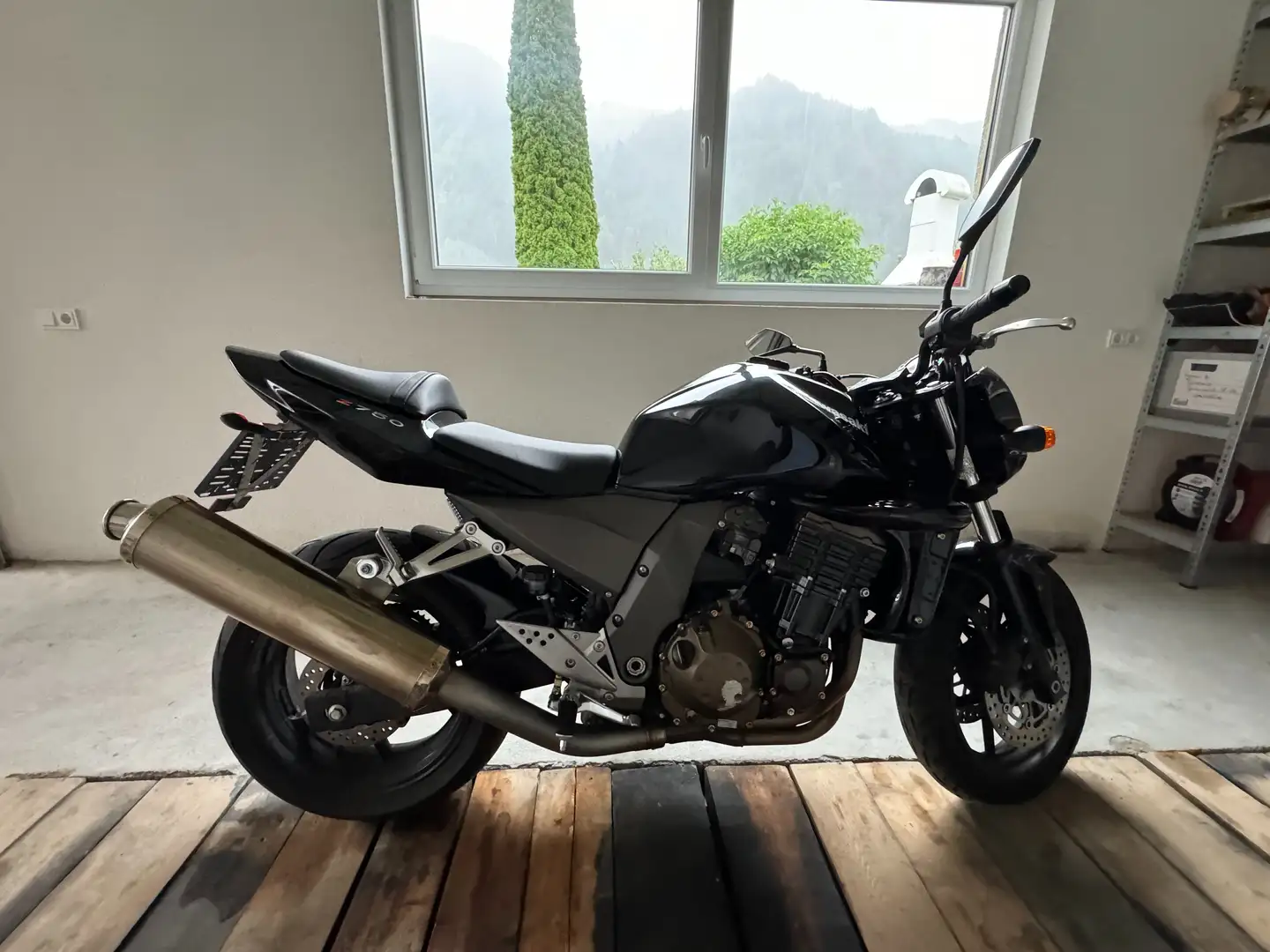 Kawasaki Z 750 Negru - 2