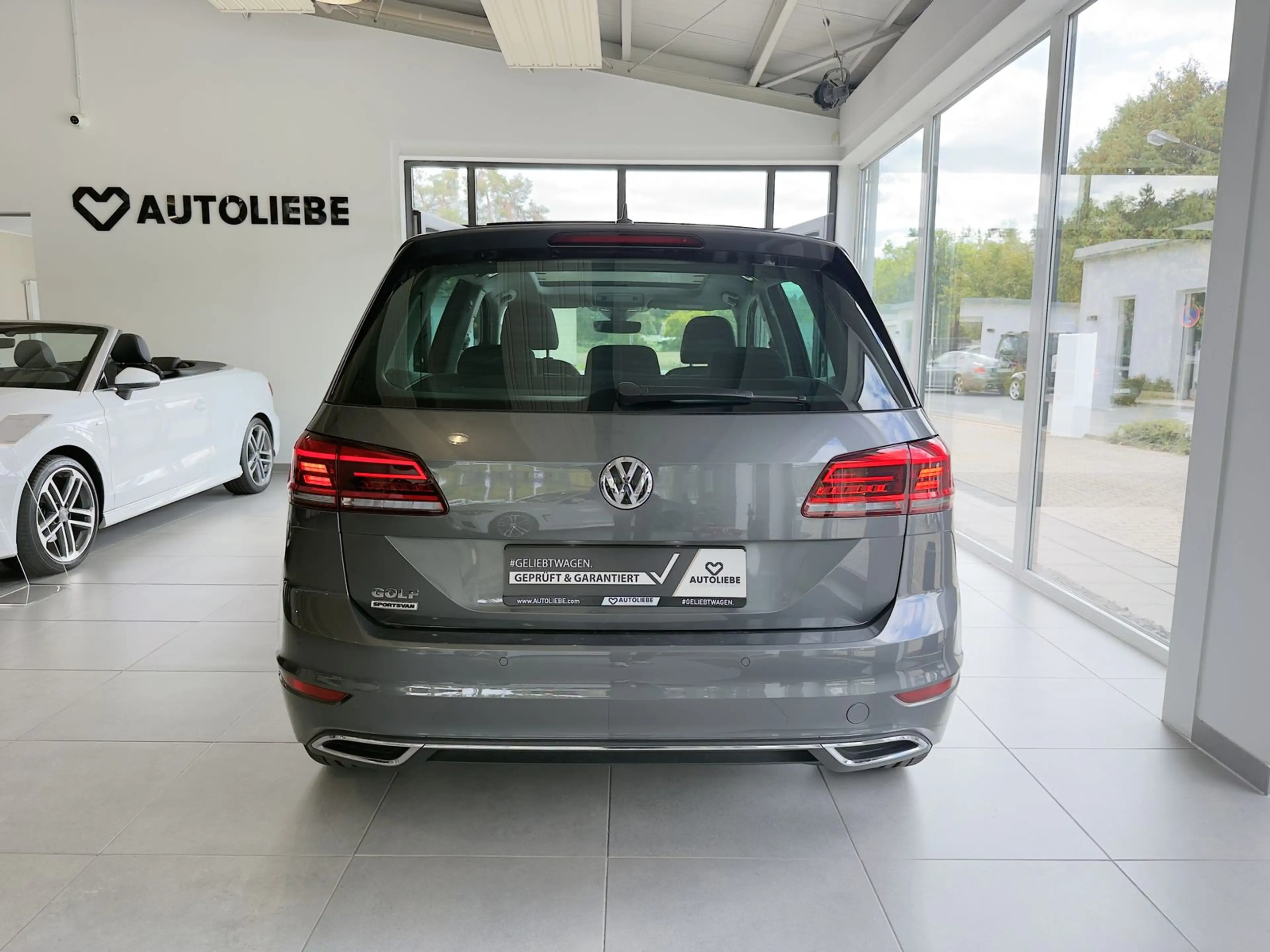 Volkswagen Golf Sportsvan 1.5 TSI ACT Highline LED*PDC*SHZ* — photo 6
