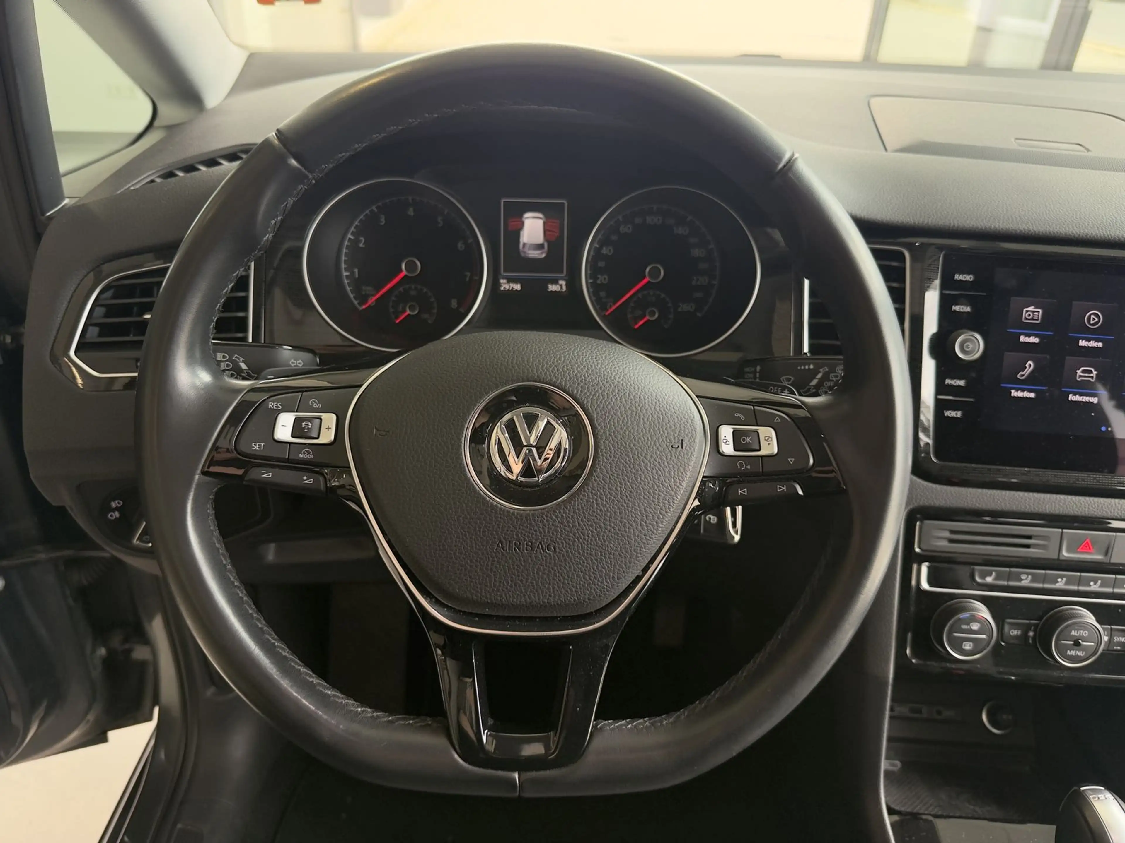 Volkswagen Golf Sportsvan 1.5 TSI ACT Highline LED*PDC*SHZ* — photo 11