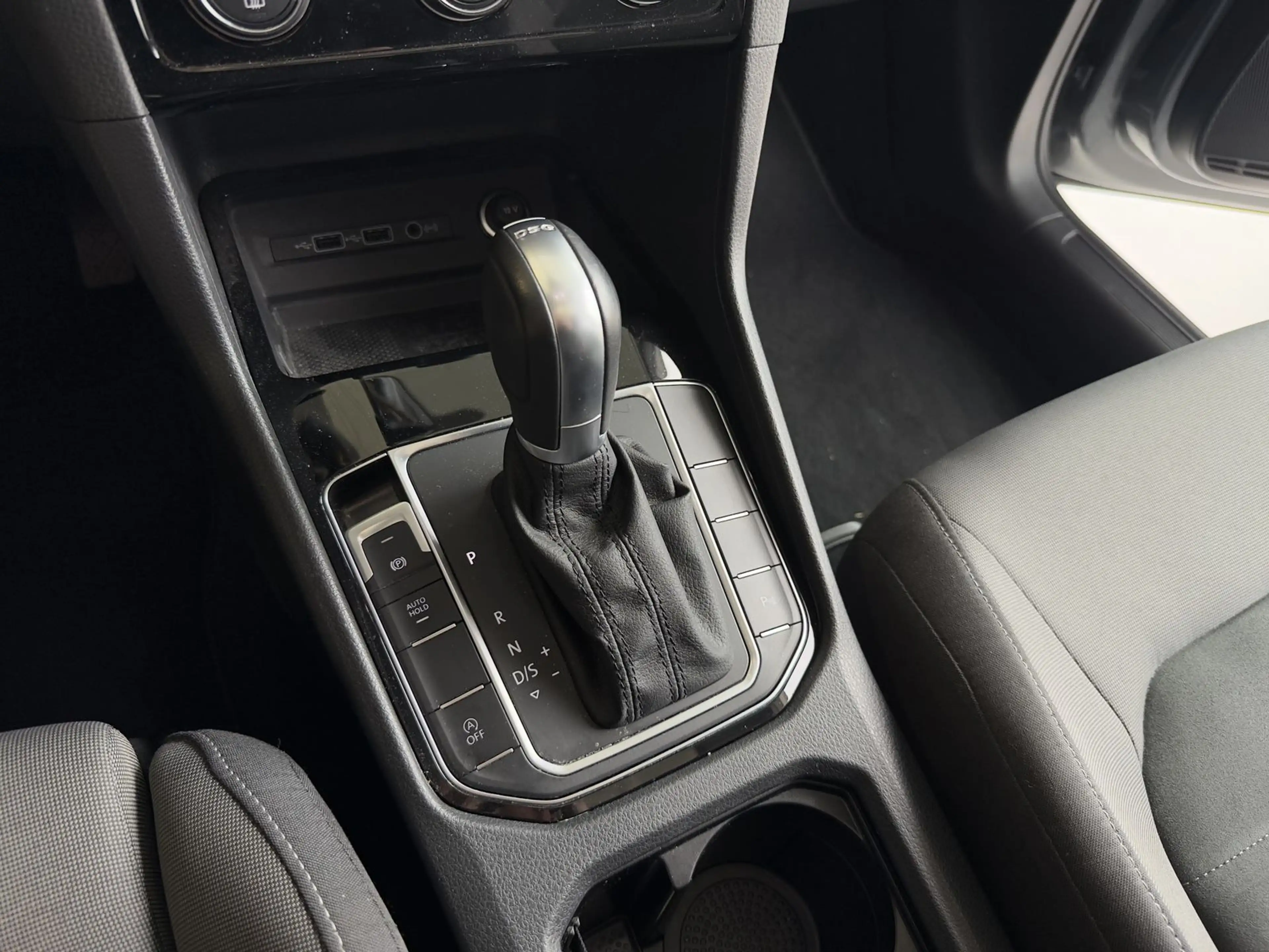 Volkswagen Golf Sportsvan 1.5 TSI ACT Highline LED*PDC*SHZ* — photo 12