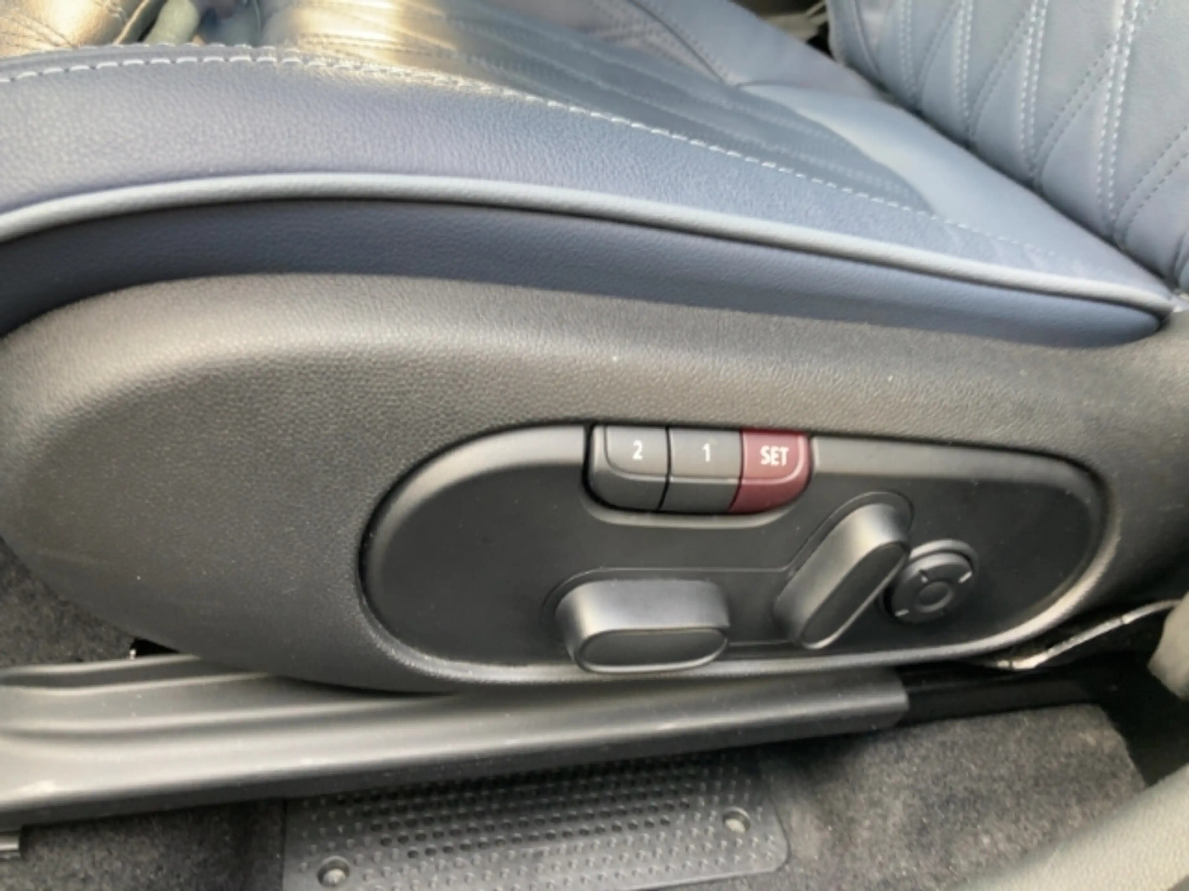MINI John Cooper Works Countryman ALL4 HUD Pano HarmanKardon Leder Digitales Cockpit — photo 15