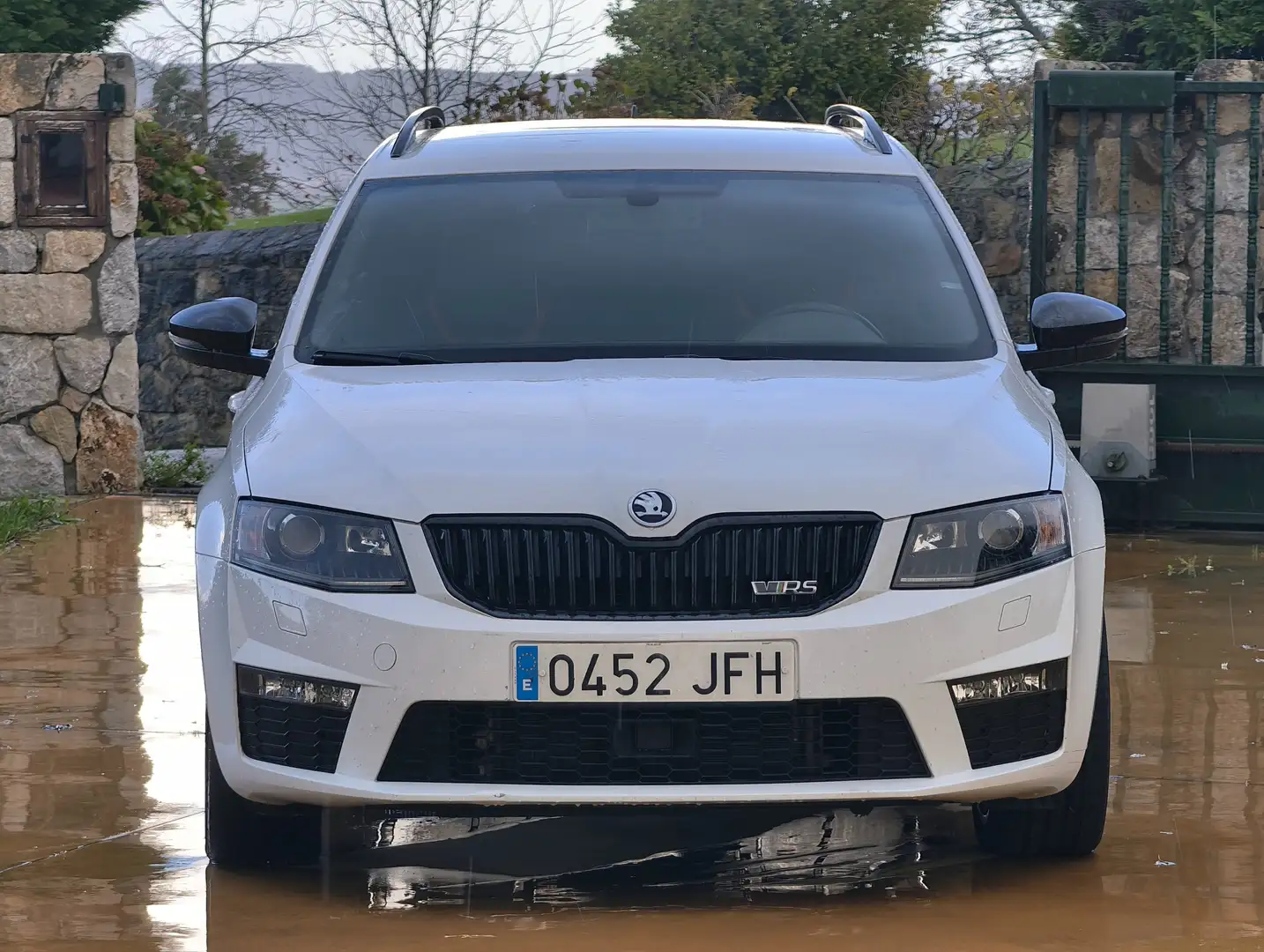 Skoda Octavia Octavia Combi 2.0 TSI RS 220 RS Blanco - 1