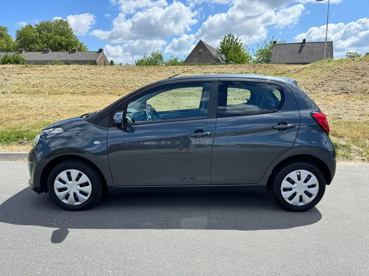 Citroen C1 1.0 VTi Feel 5Drs Navigatie via Apple & Andro Grijs - 2
