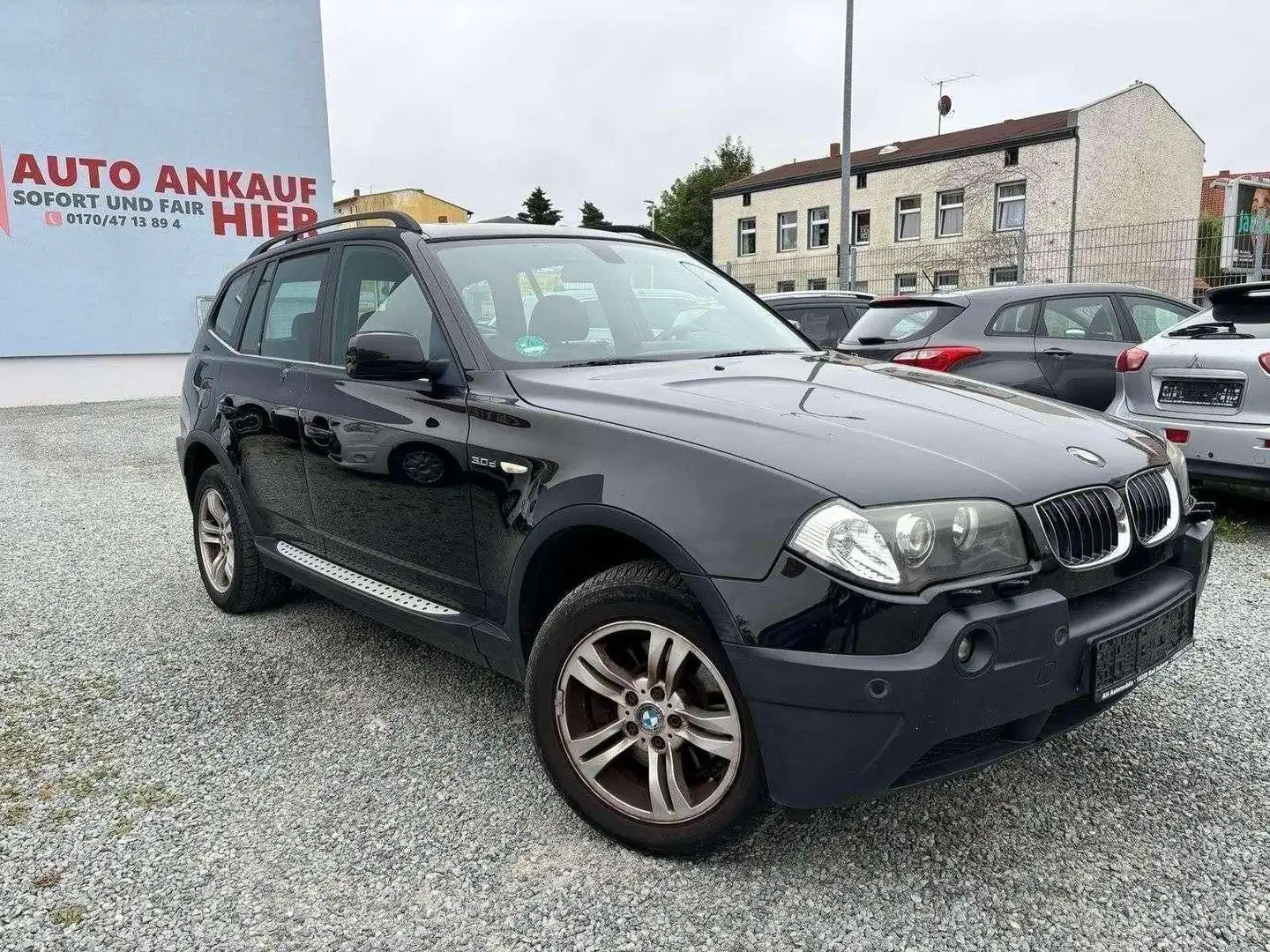 BMW X3 3.0d 4x4,Panorama,LEDER,NAVI,AllwetterTÜV-11. Fekete - 2