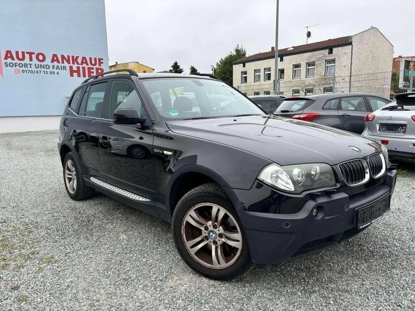 BMW X3 3.0d 4x4,Panorama,LEDER,NAVI,AllwetterTÜV-11. Zwart - 2