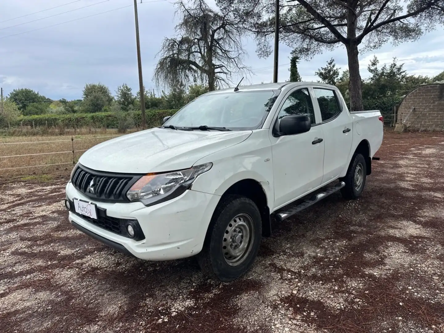 Mitsubishi L200 2.4 DI-D/154CV Double Cab Bianco - 1