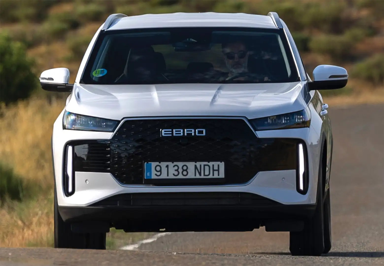 Ebro Sonstige s400 1.5 DHE E-CVT Premium FWD Weiß - 2