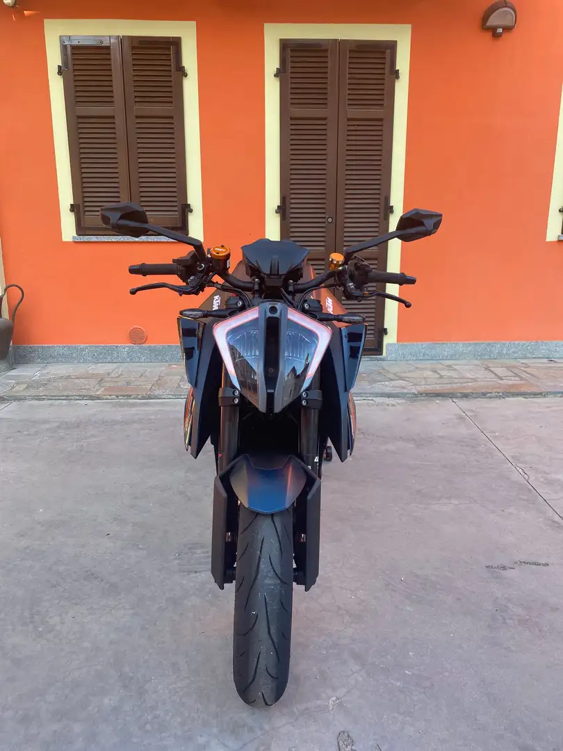 KTM 1290 Super Duke R - 1