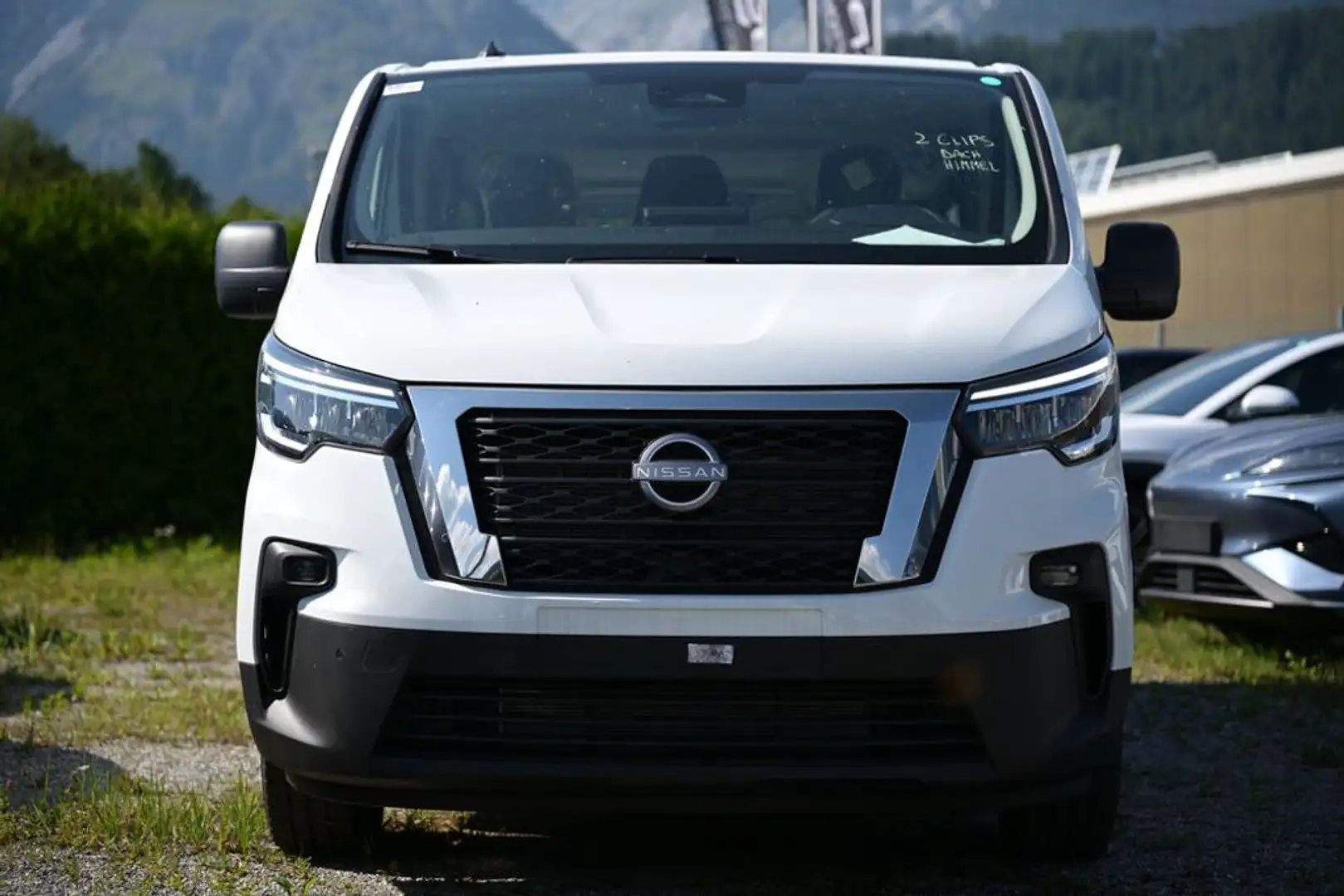 Nissan Primastar Kombi L1H1 3,0t 150 N-Connecta 9-Sitzer Weiß - 2