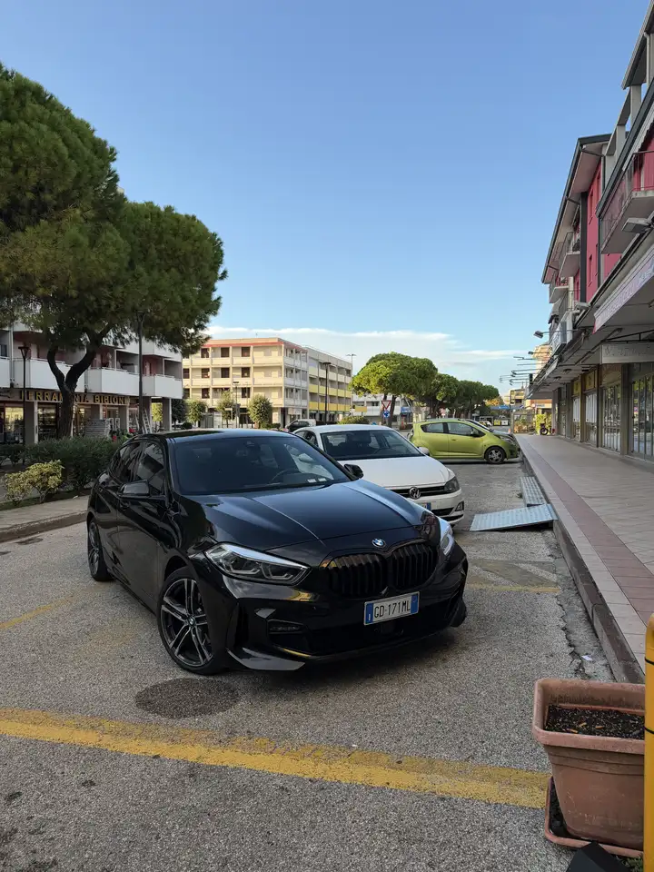 BMW 118