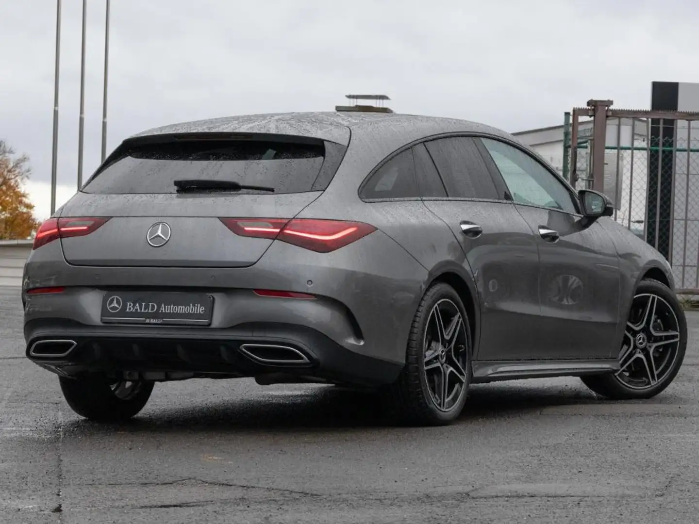 Mercedes-Benz CLA 200 d SB AMG-Sport/LED/360/Pano/Night/Distr Grau - 2