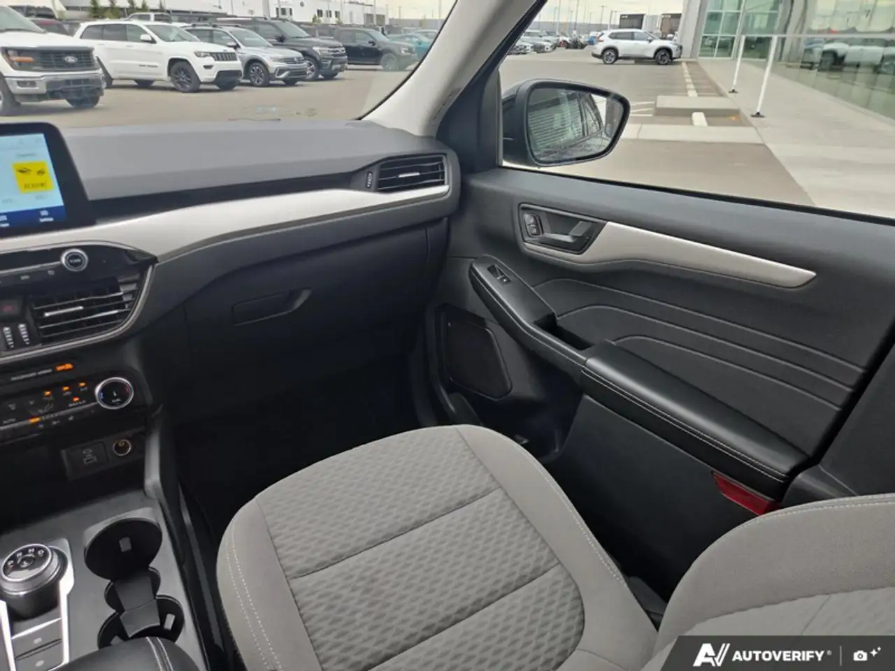 Ford Escape снимка Ford Escape
