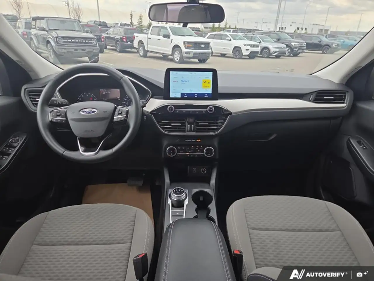 Ford Escape снимка Ford Escape
