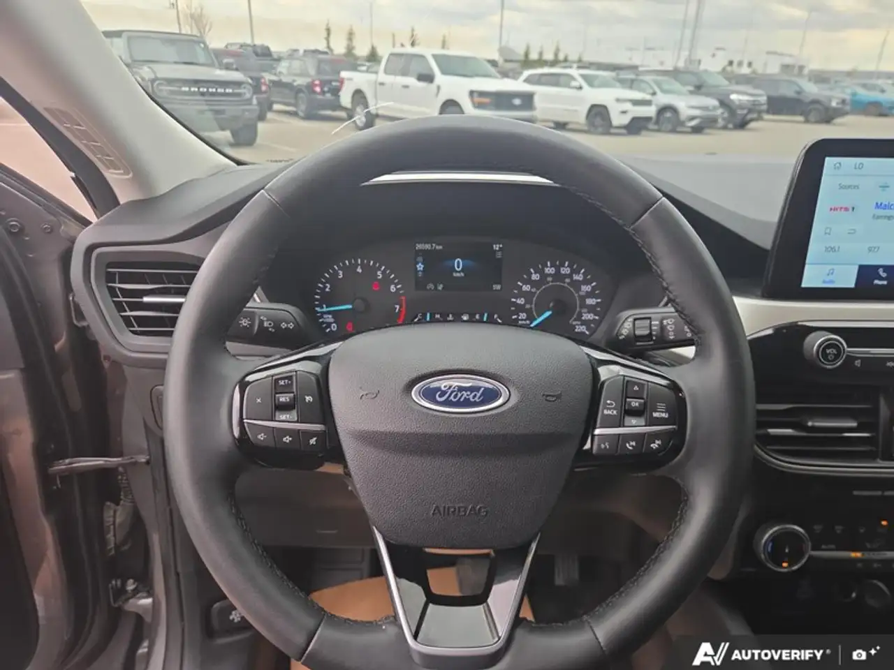 Ford Escape снимка Ford Escape