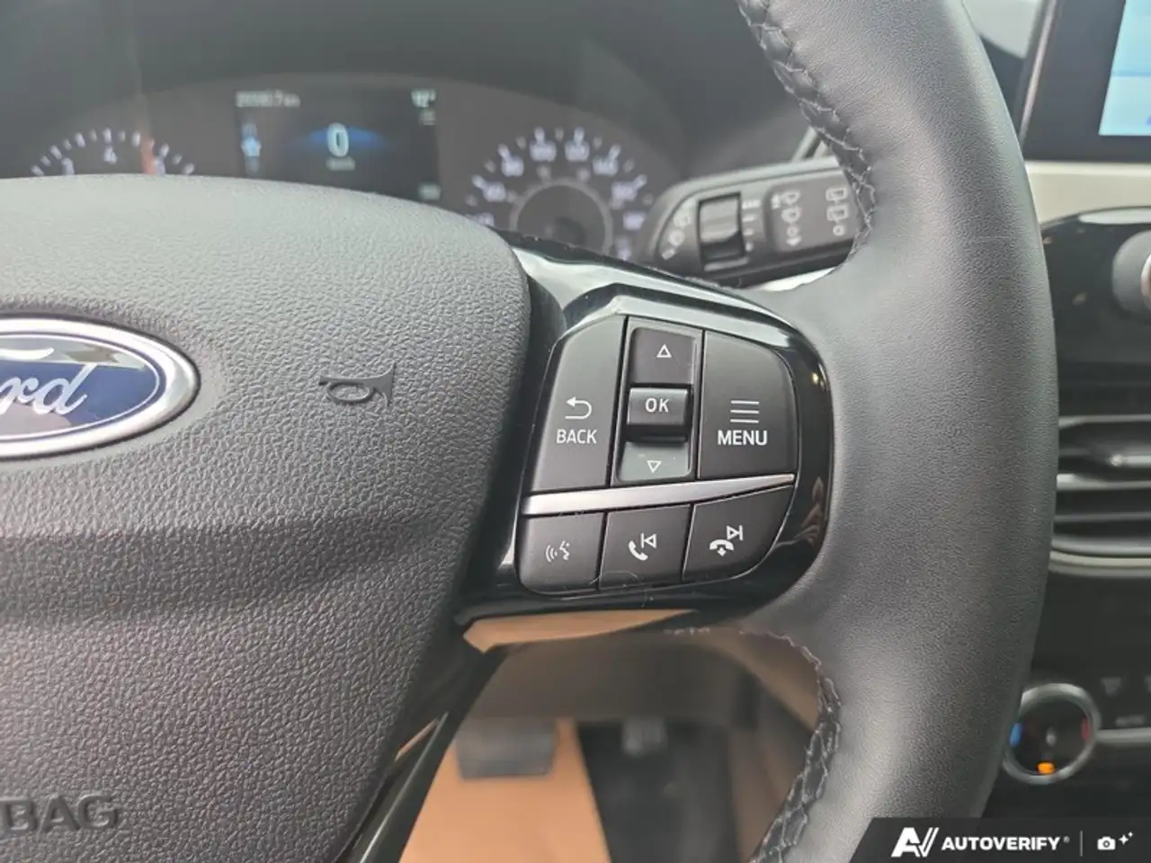 Ford Escape снимка Ford Escape