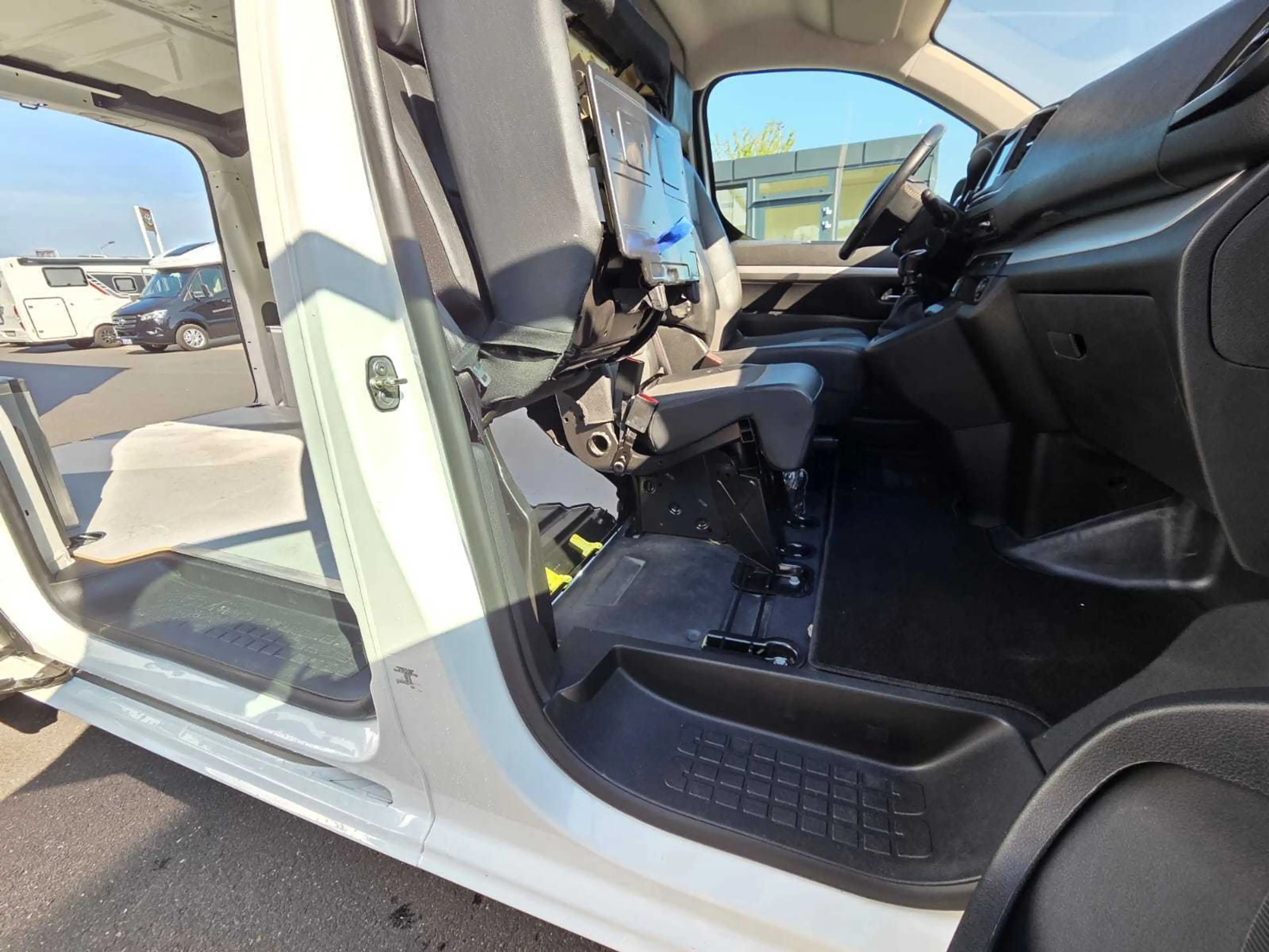 Fiat Scudo Kastenwagen SX L2 2.0 145MT6 NAV+Klimaauto — photo 10