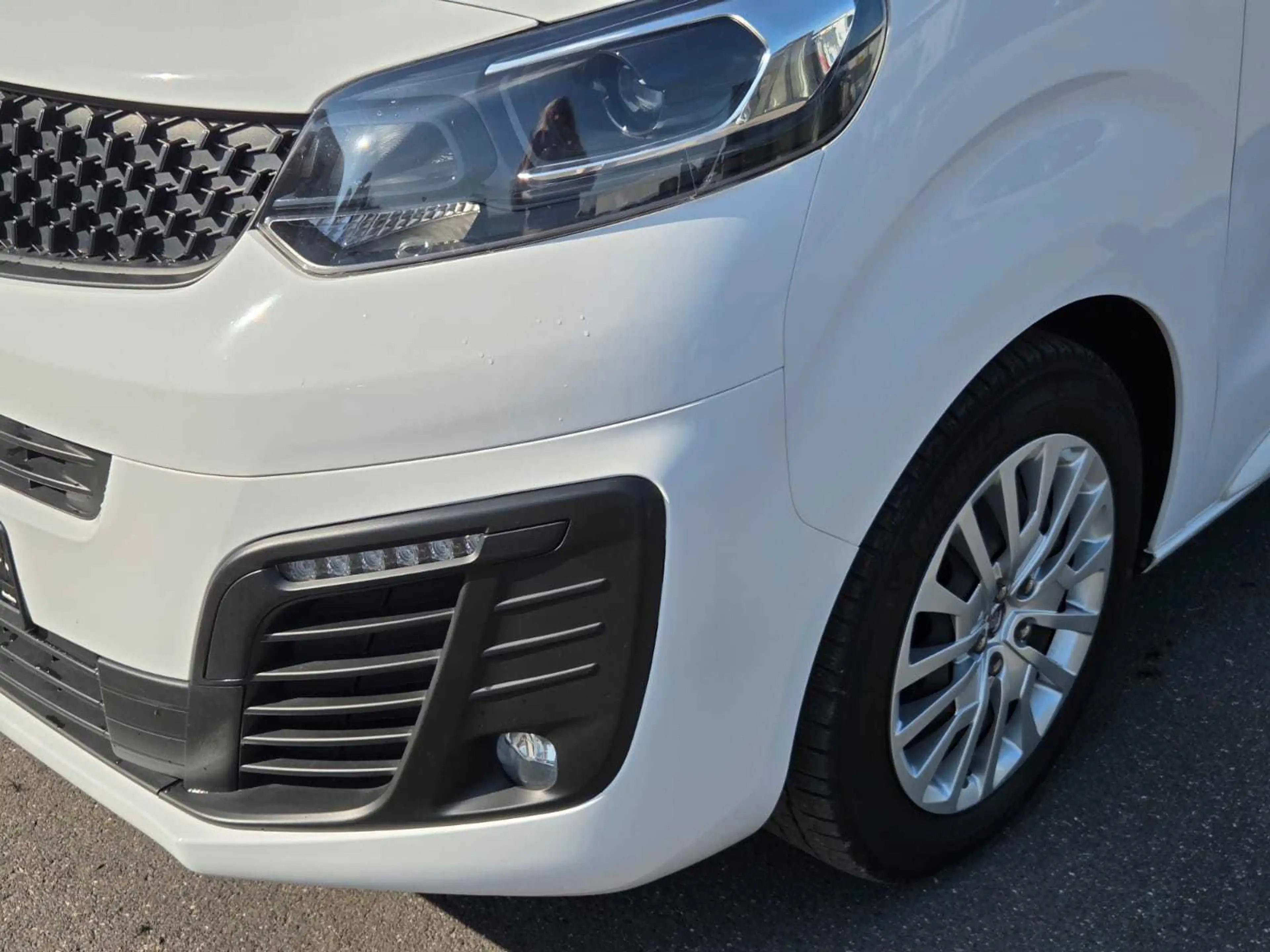 Fiat Scudo Kastenwagen SX L2 2.0 145MT6 NAV+Klimaauto — photo 3