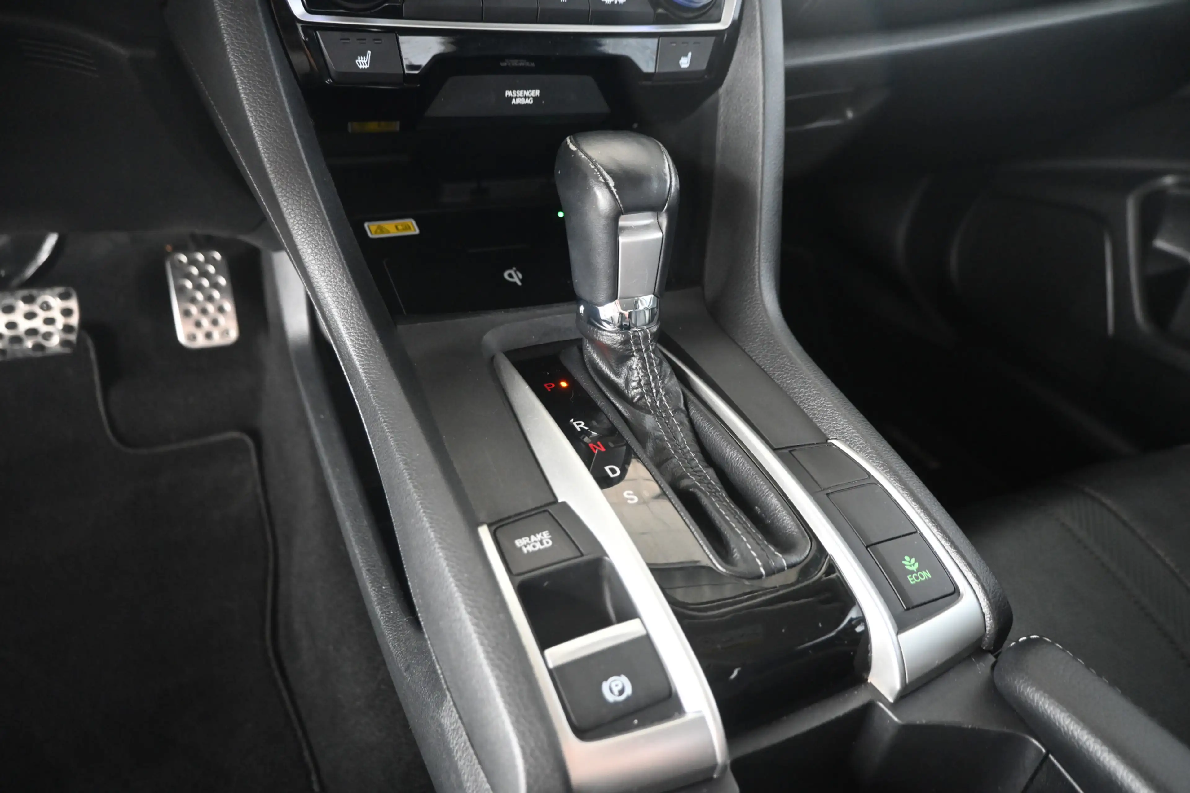 Honda Civic 1.5 i-VTEC Executive Automaat Cruise control Clima — photo 11