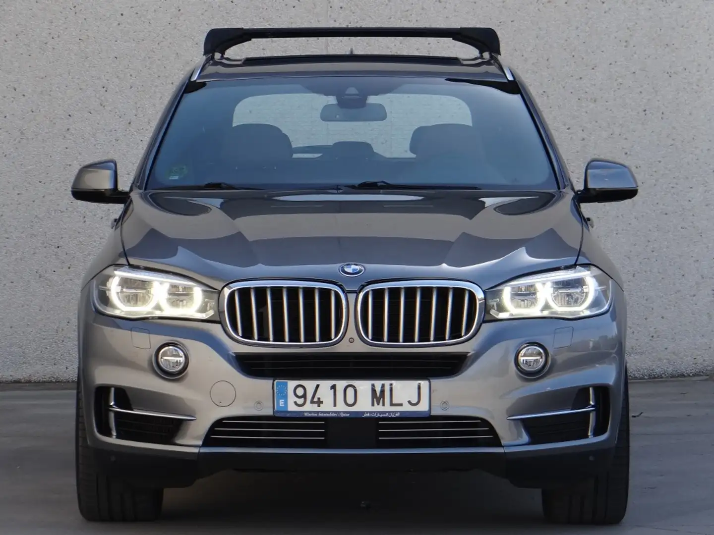 BMW X5 xDrive 50iA Gris - 2