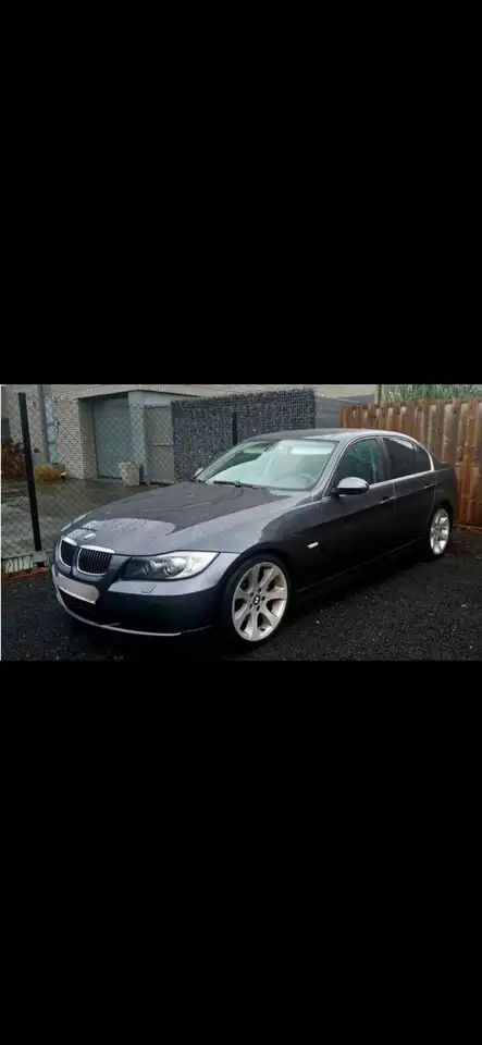BMW 325