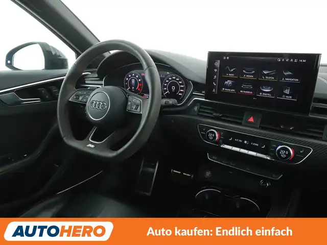 Audi RS4 view 13